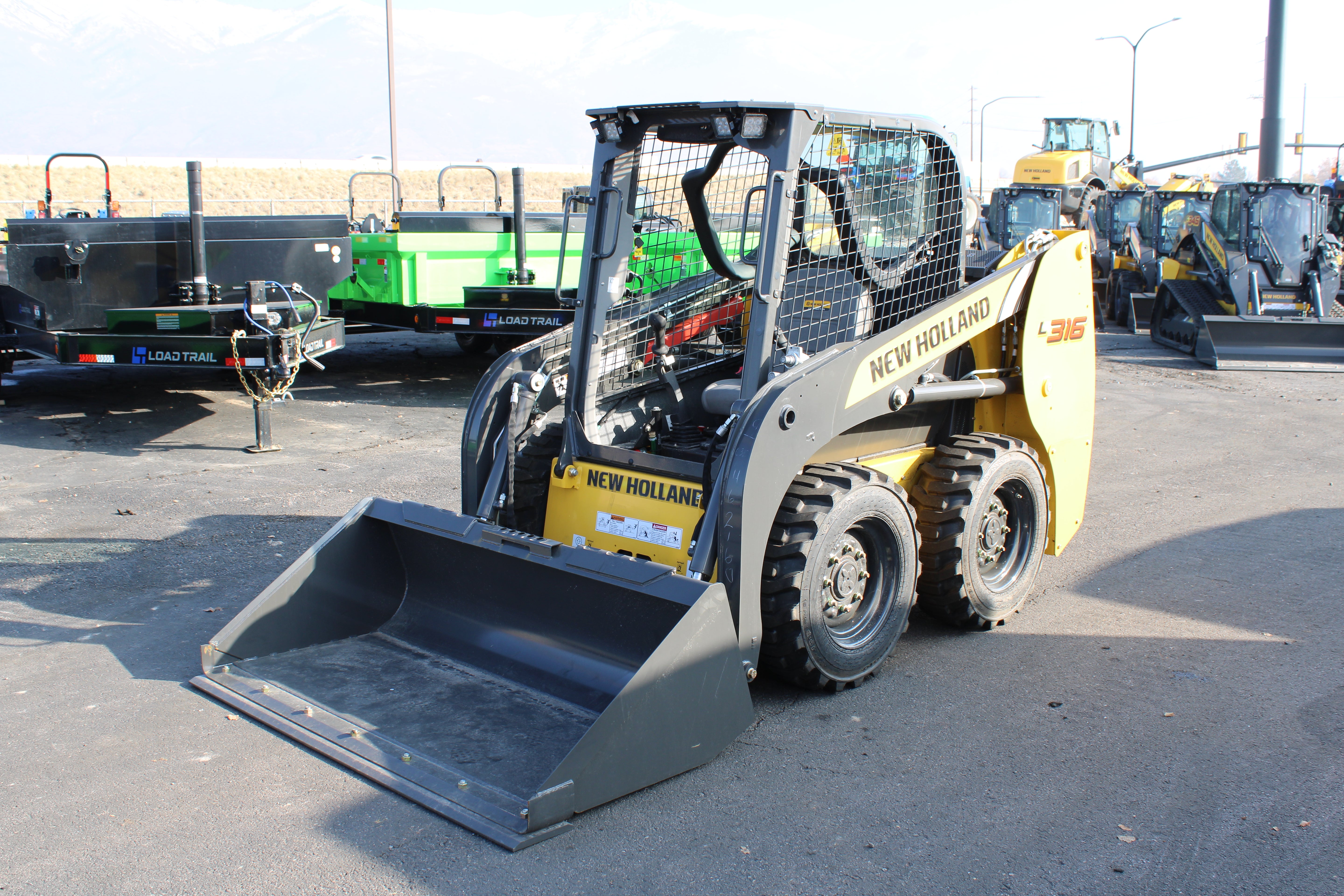 2025 New Holland L316 Skidsteer