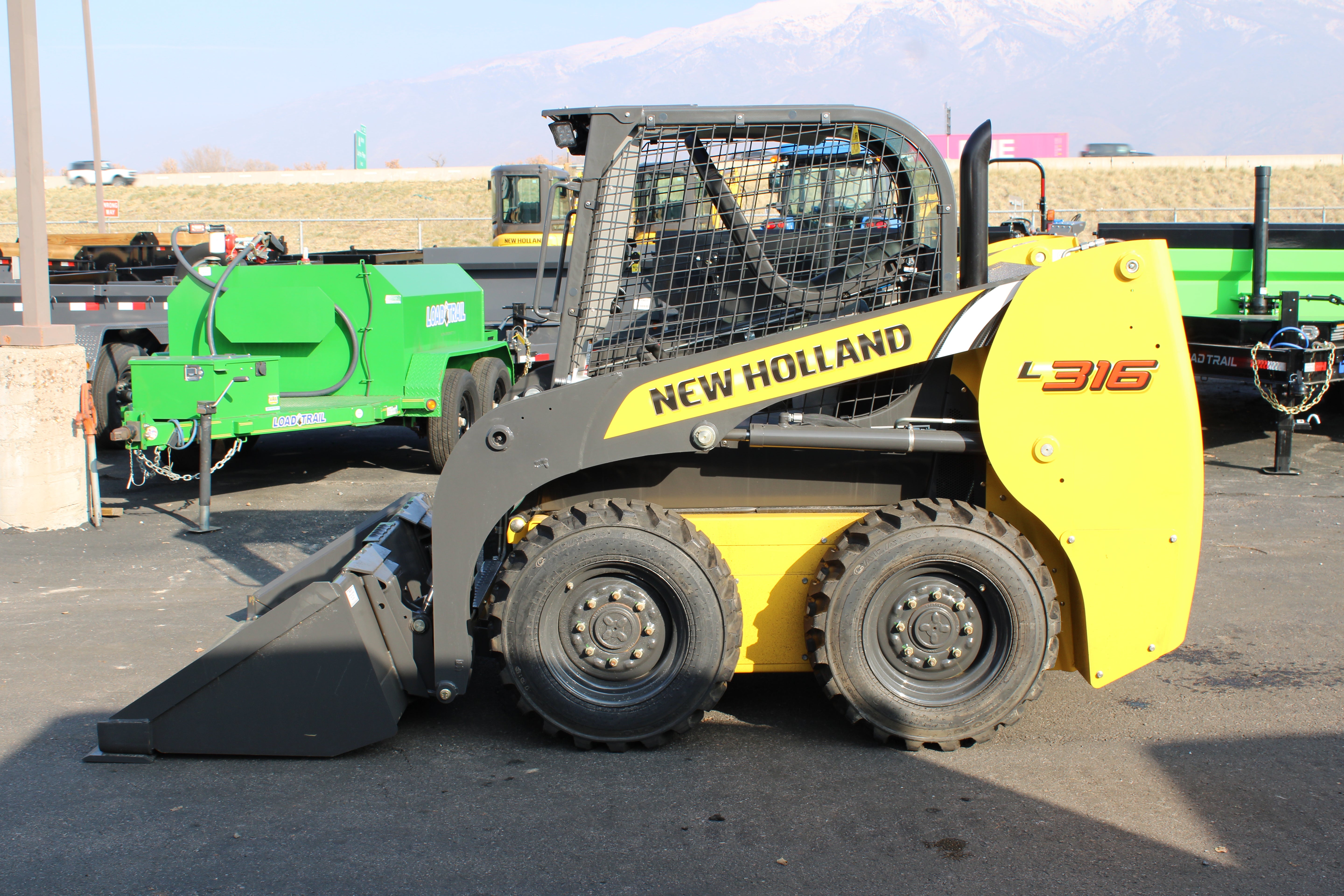 2025 New Holland L316 Skidsteer