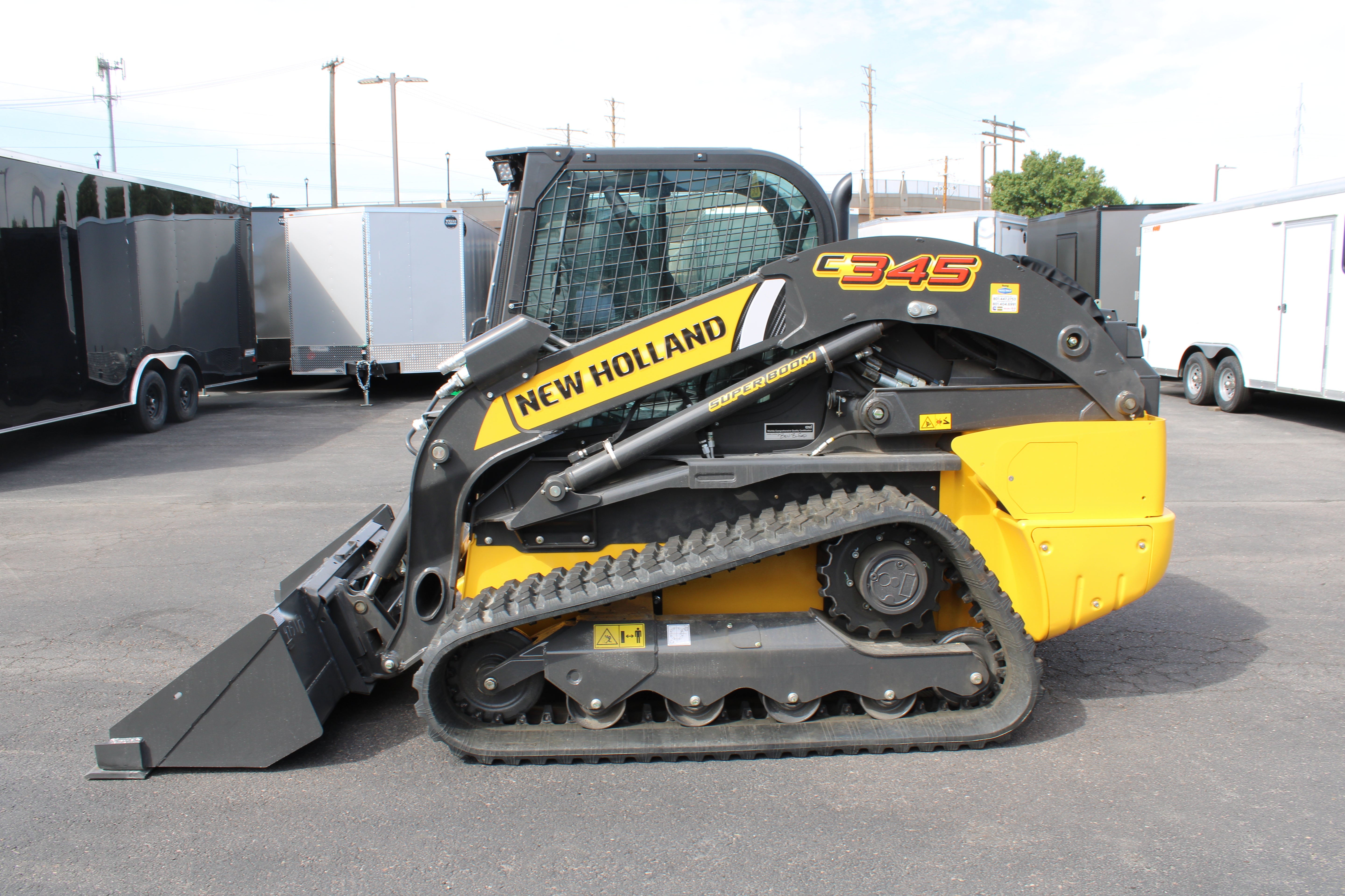 New Holland C345 Skidsteer