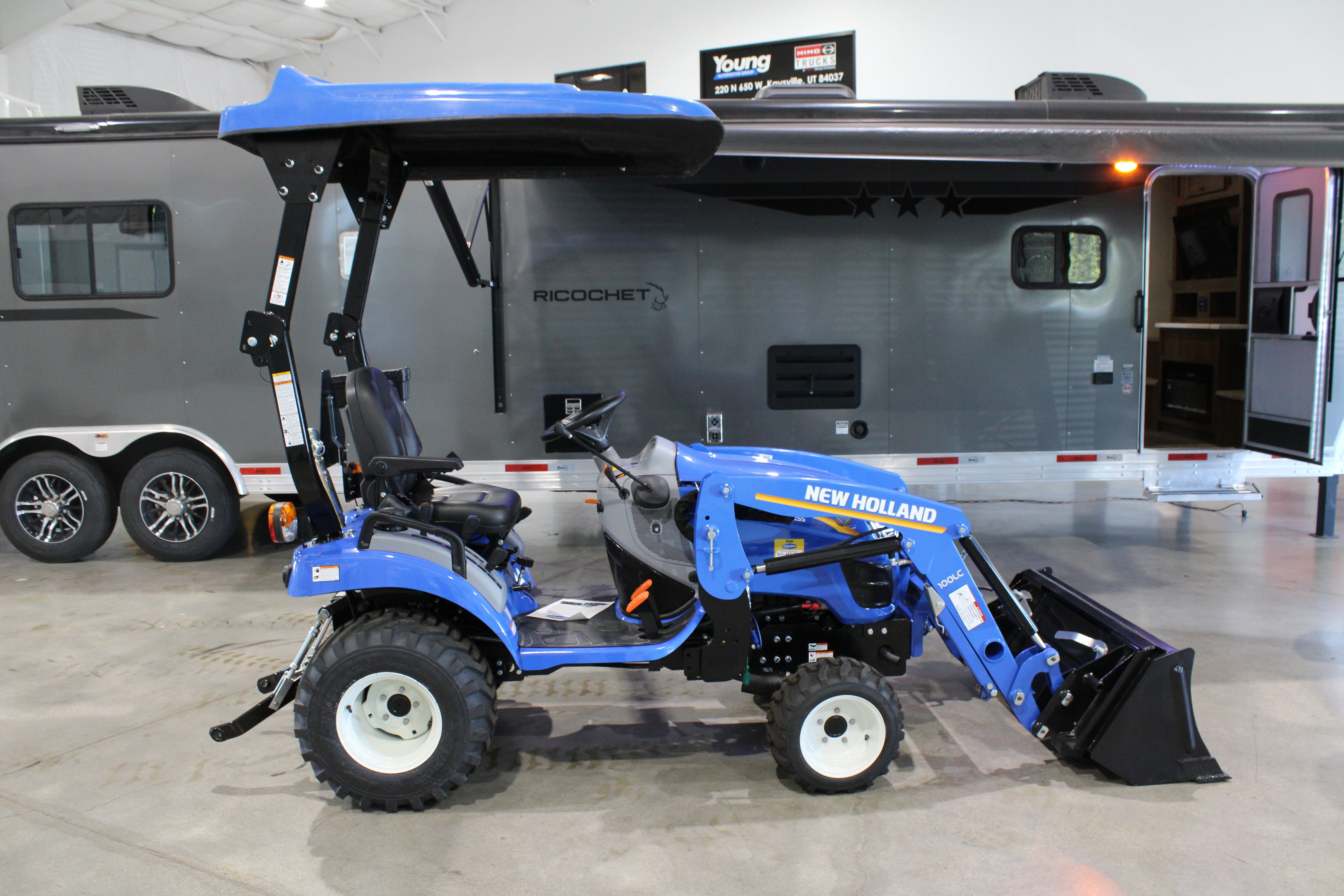New Holland Workmaster 25