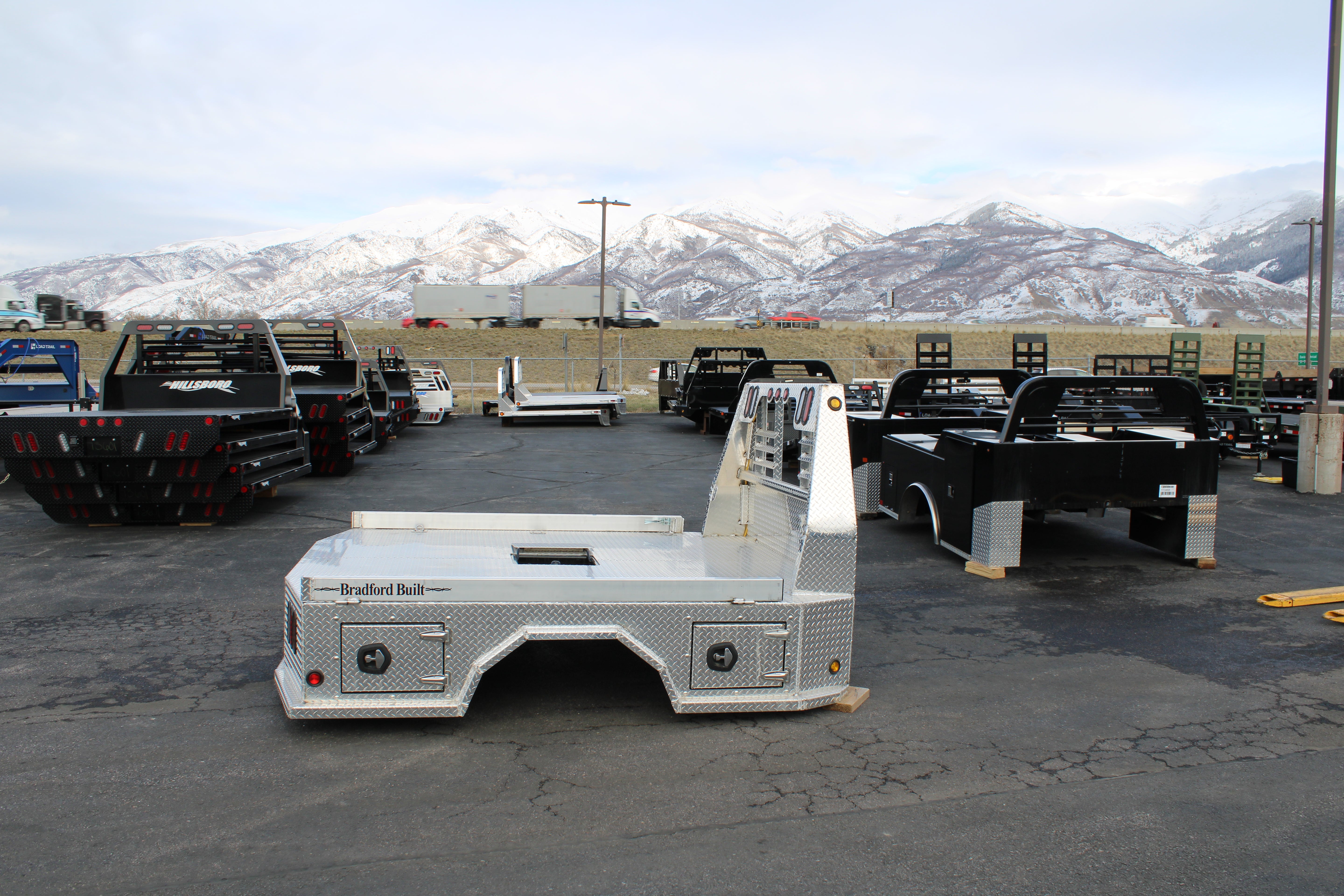 2025 Bradford 96" x 103" Aluminum Truck Bed