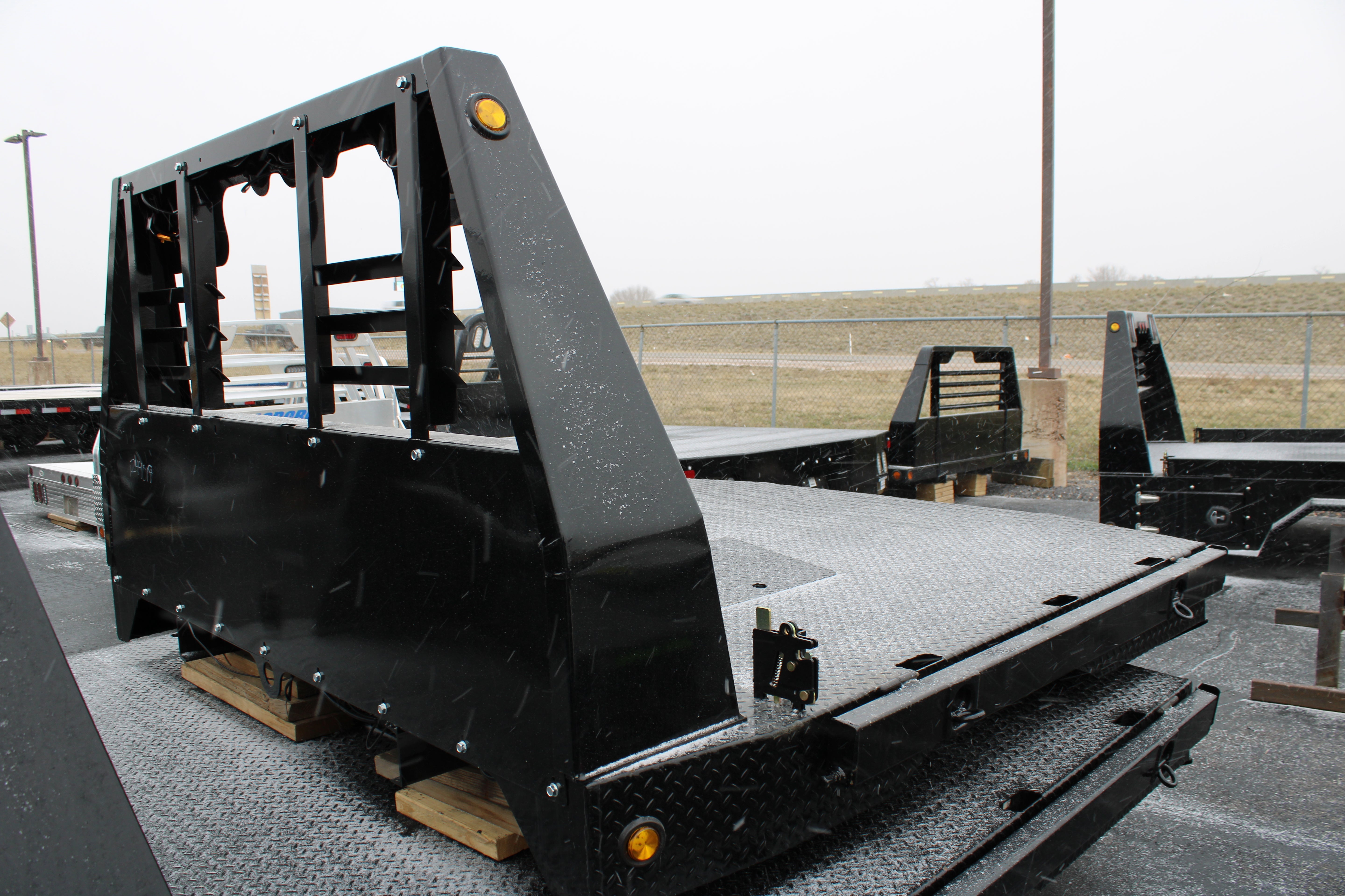 2025 Bradford 84" x 84" Truck Bed