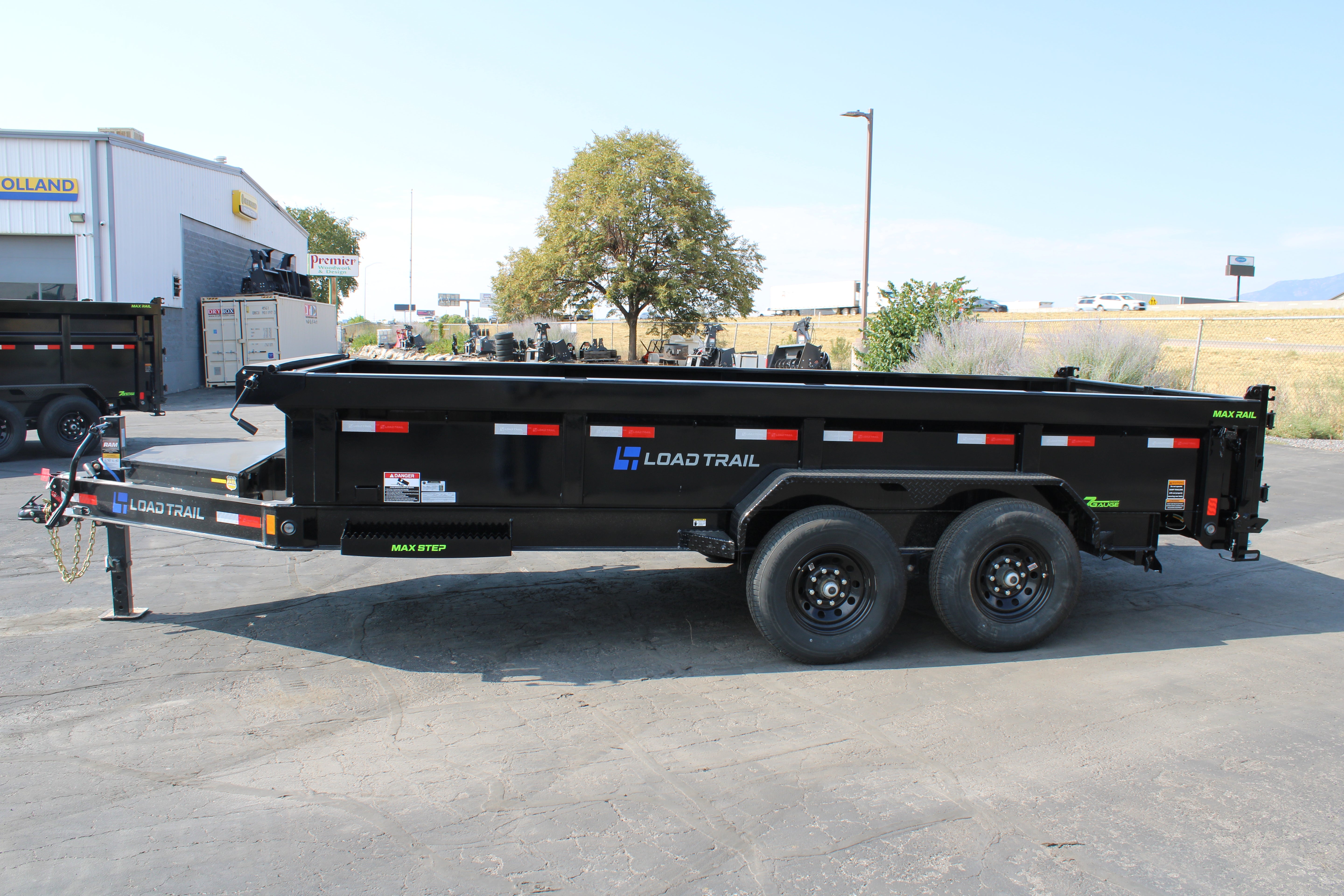 LoadTrail 16' Dump Trailer
