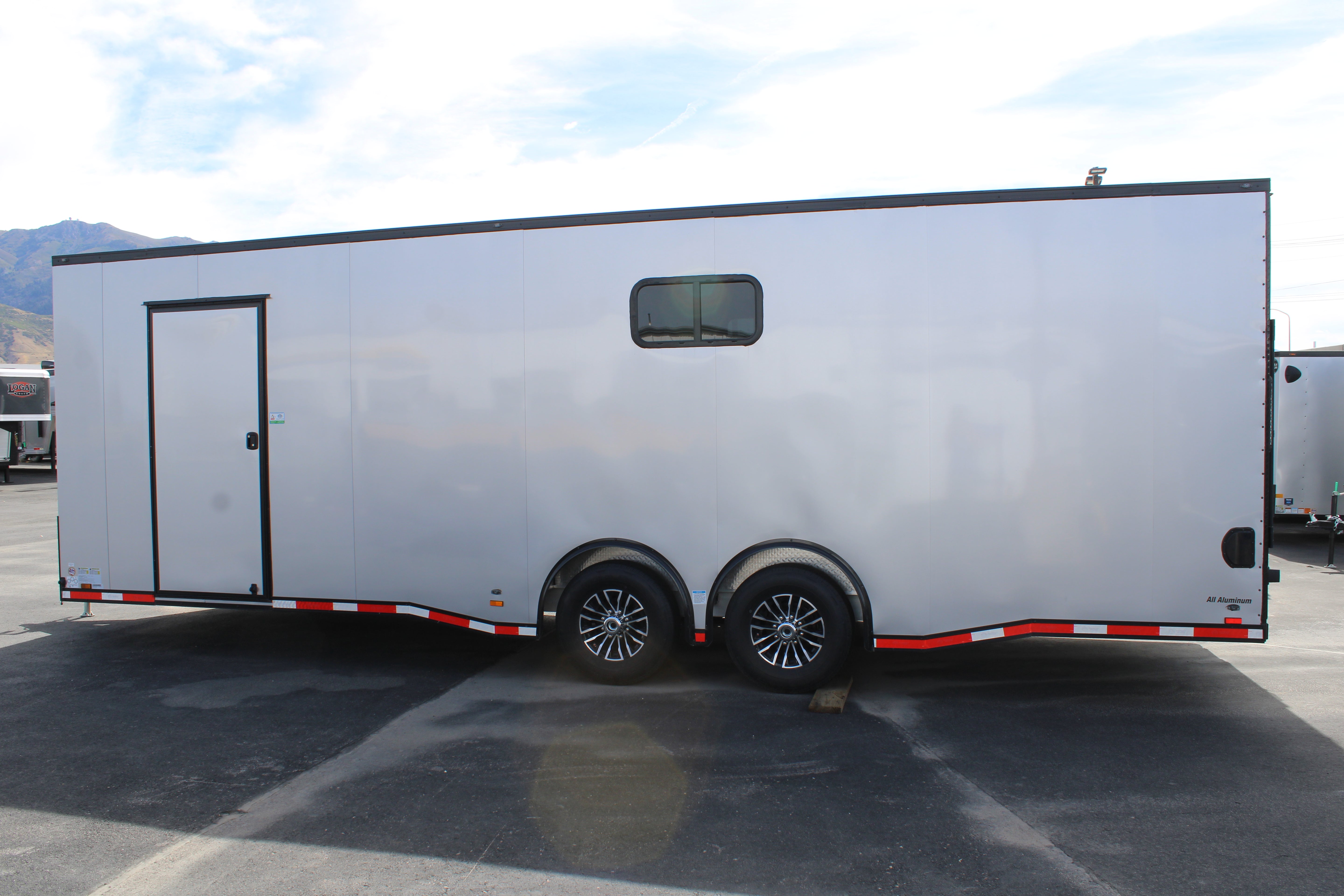 Cargo Mate 8.5 x 26 Enclosed Trailer