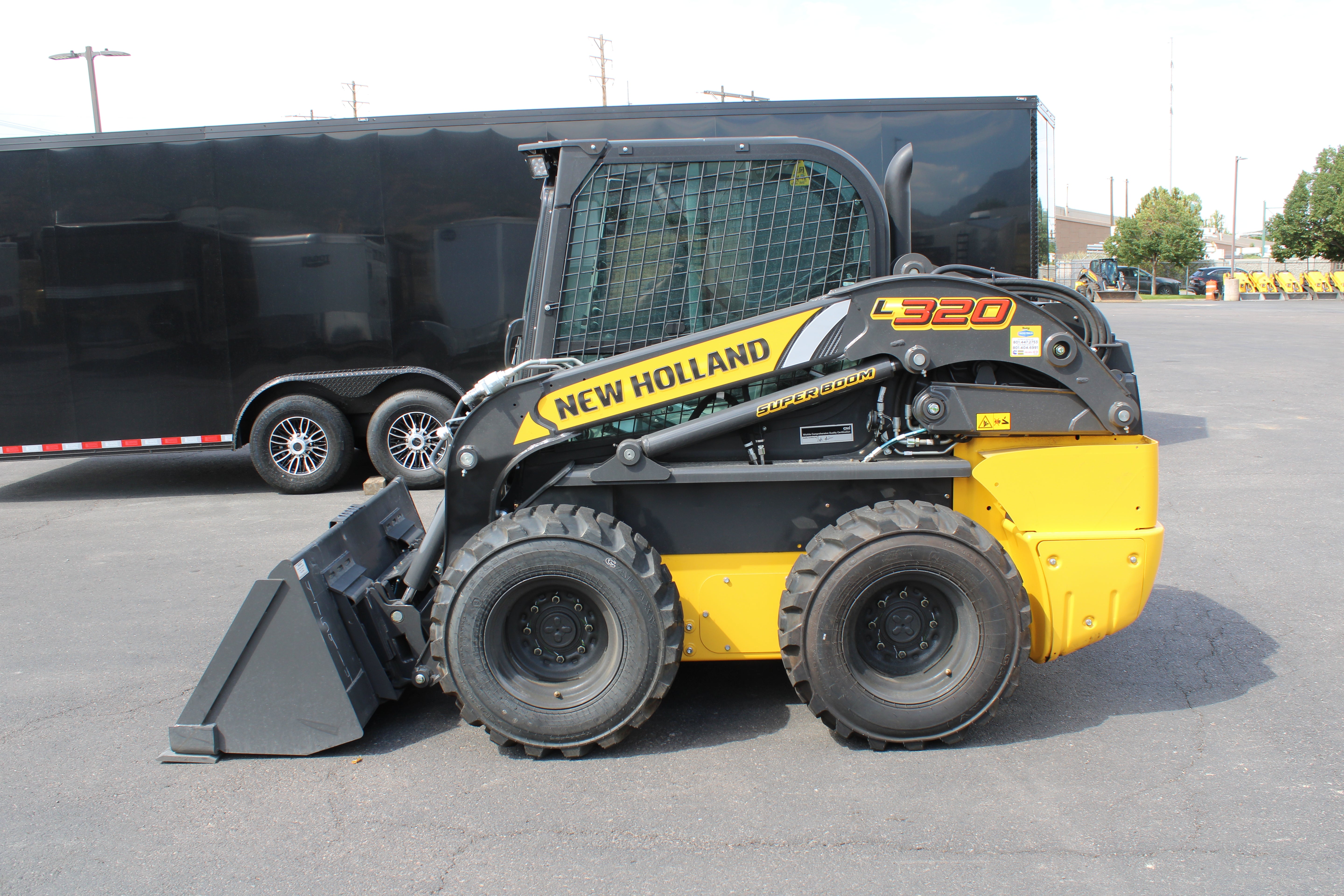 New Holland Skidsteer L320