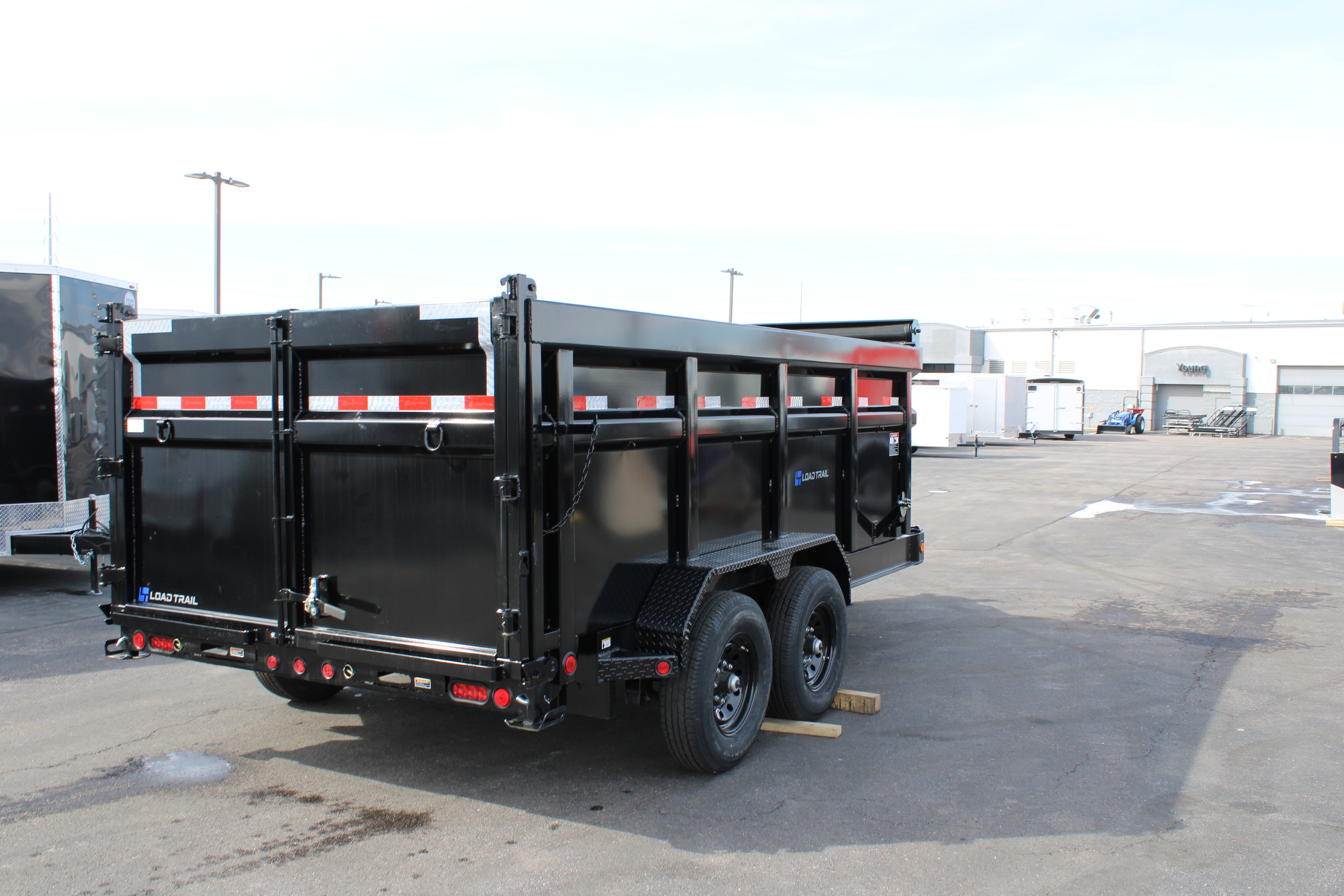 2025 Load Trail 83" x 14' Dump Trailer