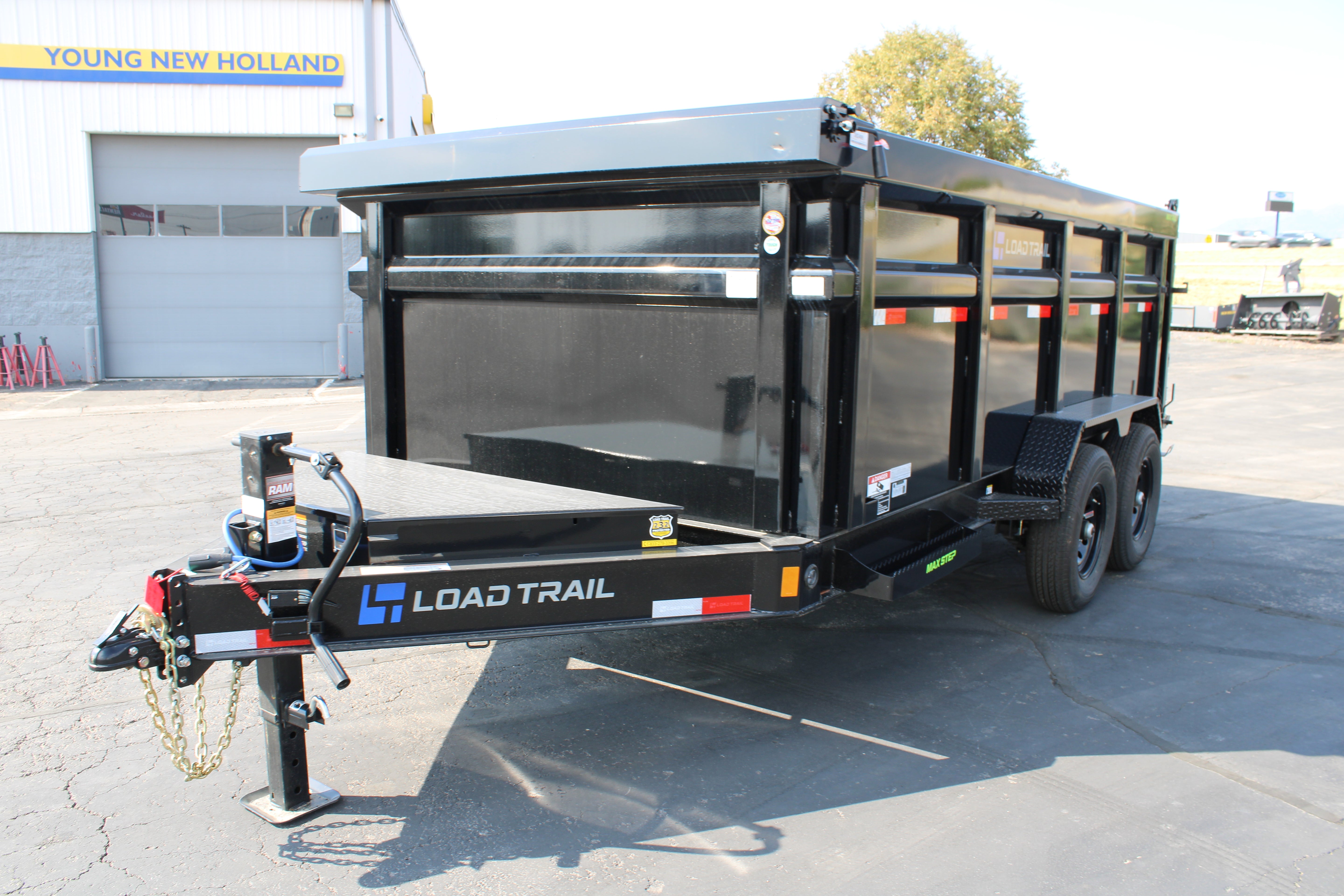 LoadTrail 14' Dump Trailer