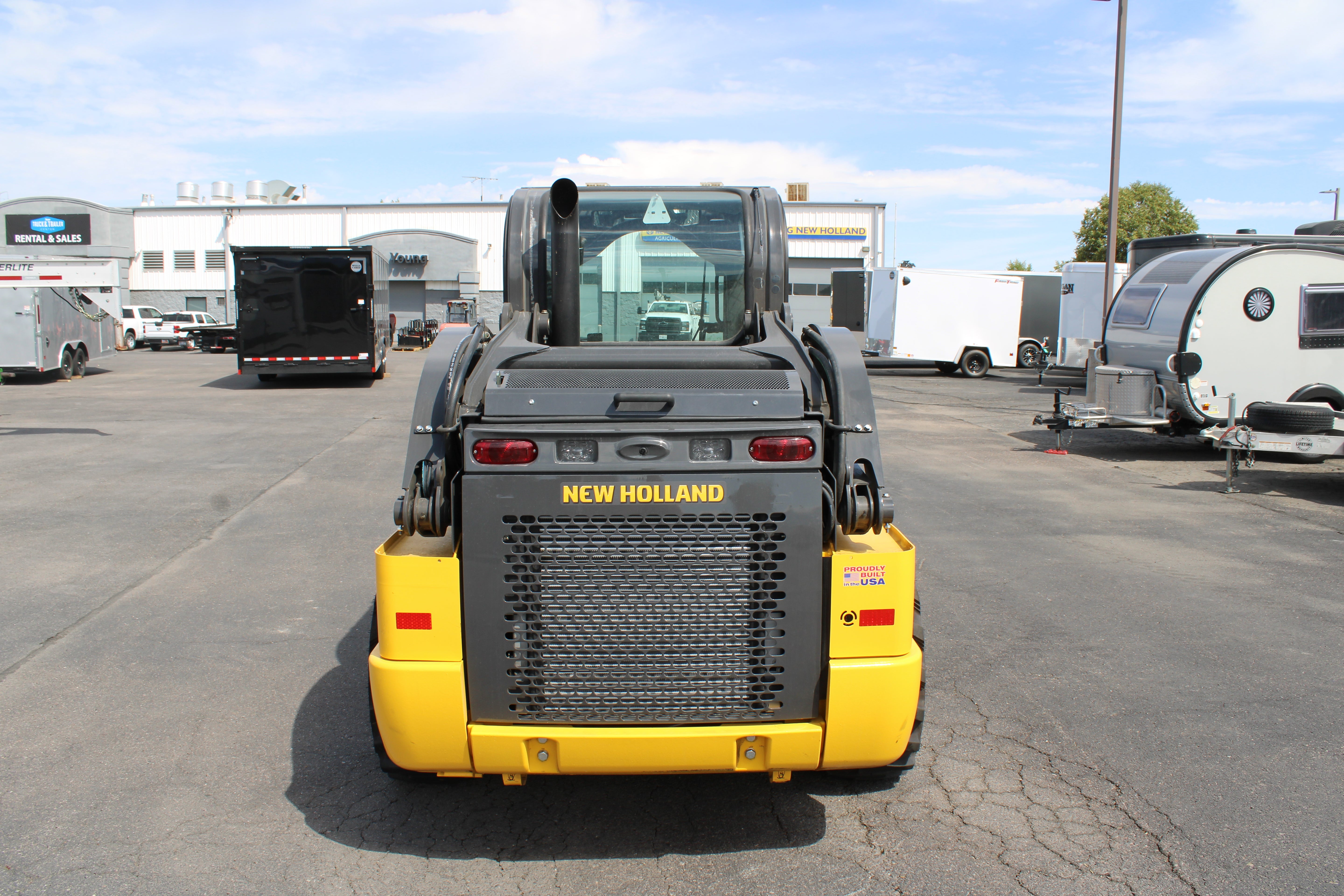 New Holland L320