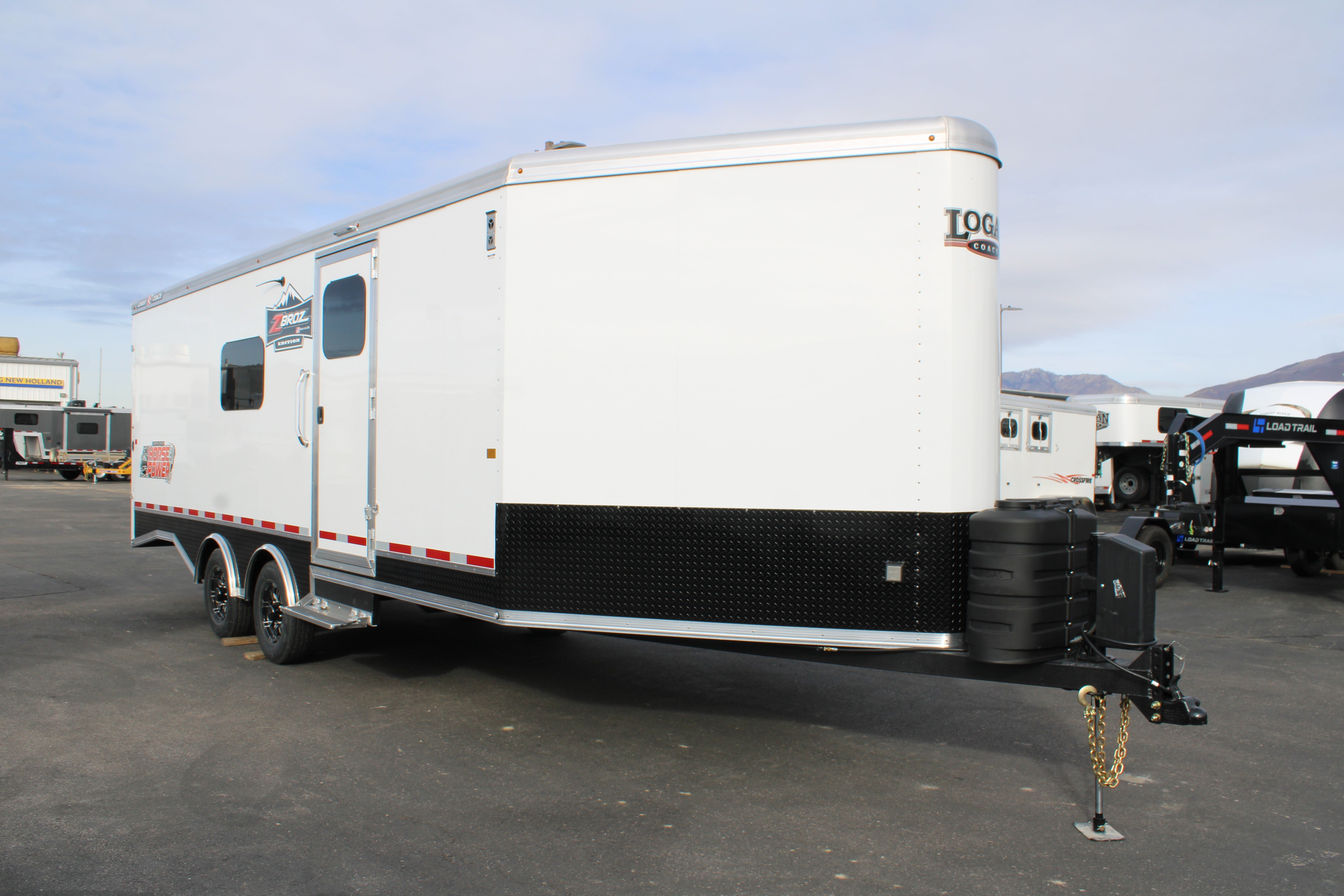 Logan Coach 29' HP Trailer