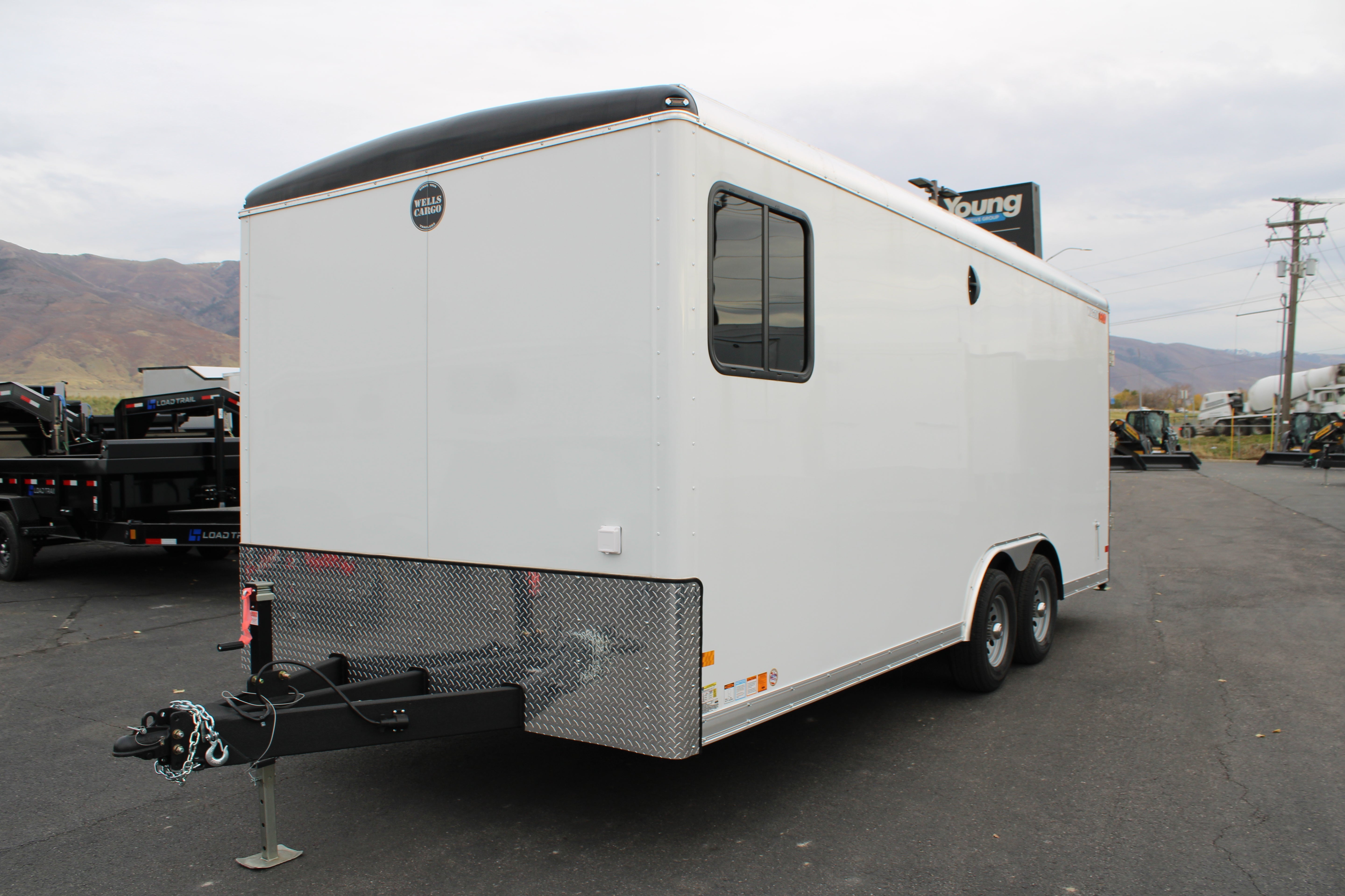 Wells Cargo 8.5 x 20 Office Wagon