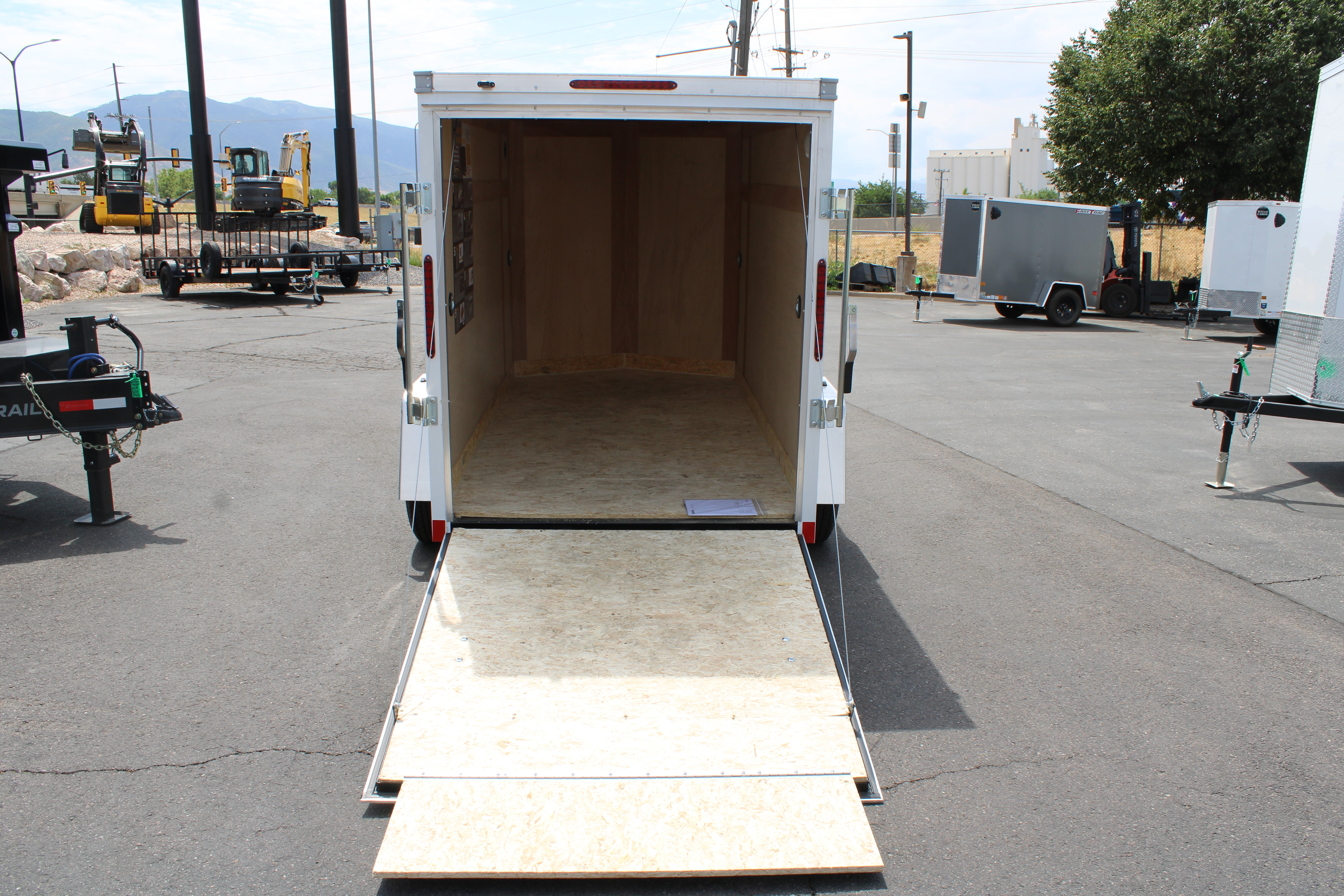 Wells Cargo 10' Enclosed