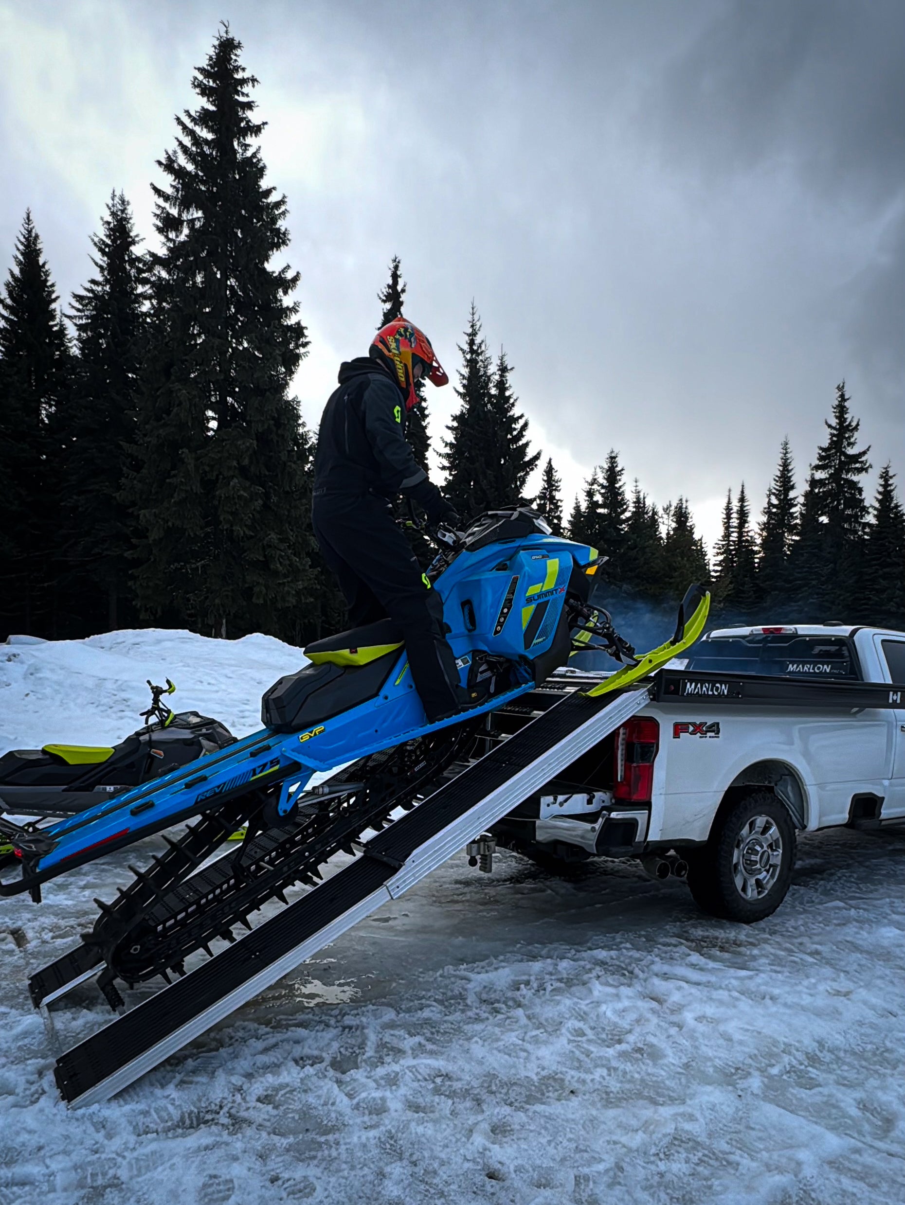NEW Marlon Xplore Pro III Sled Deck 8' Black