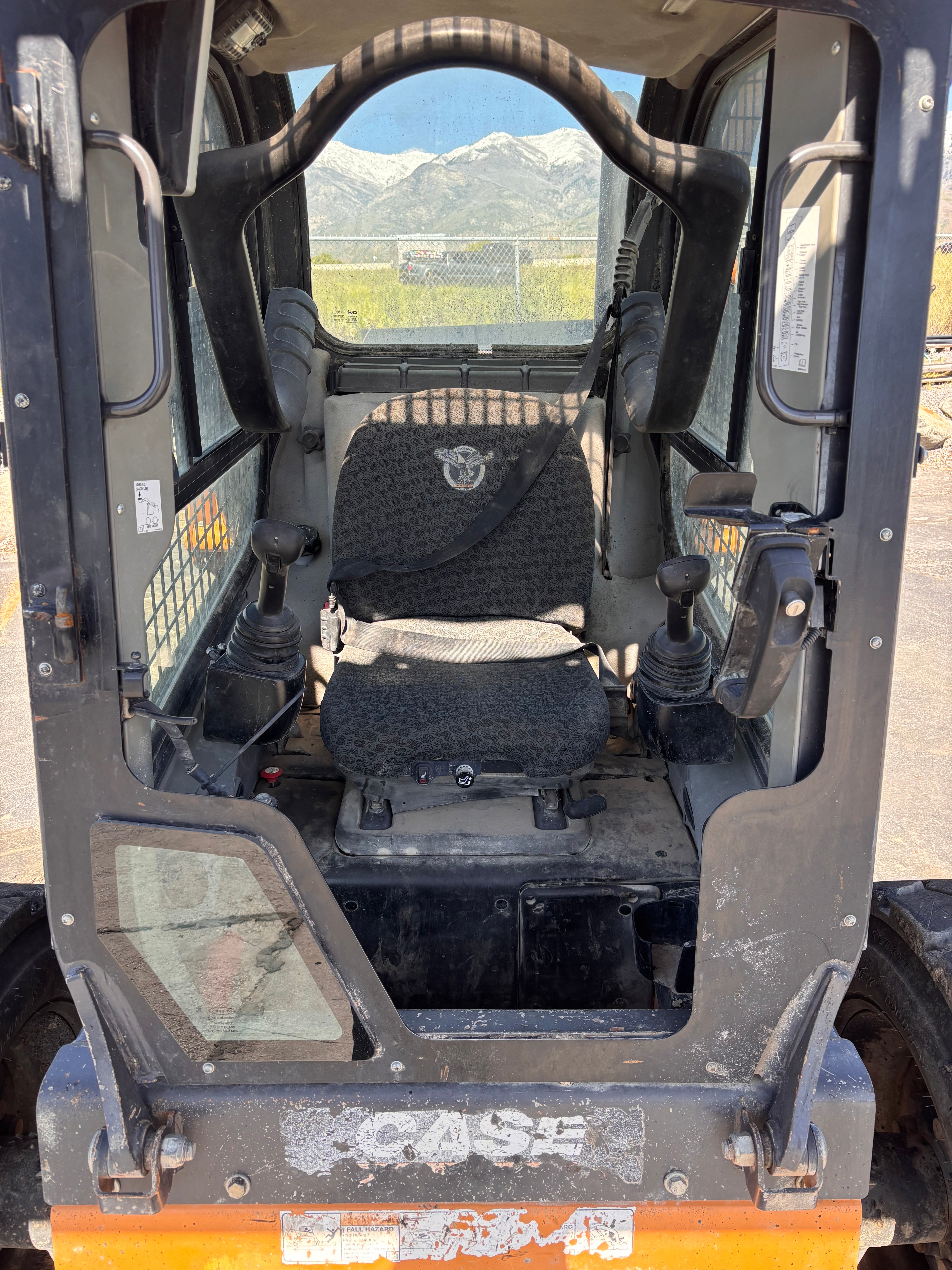 2022 CASE SR240B