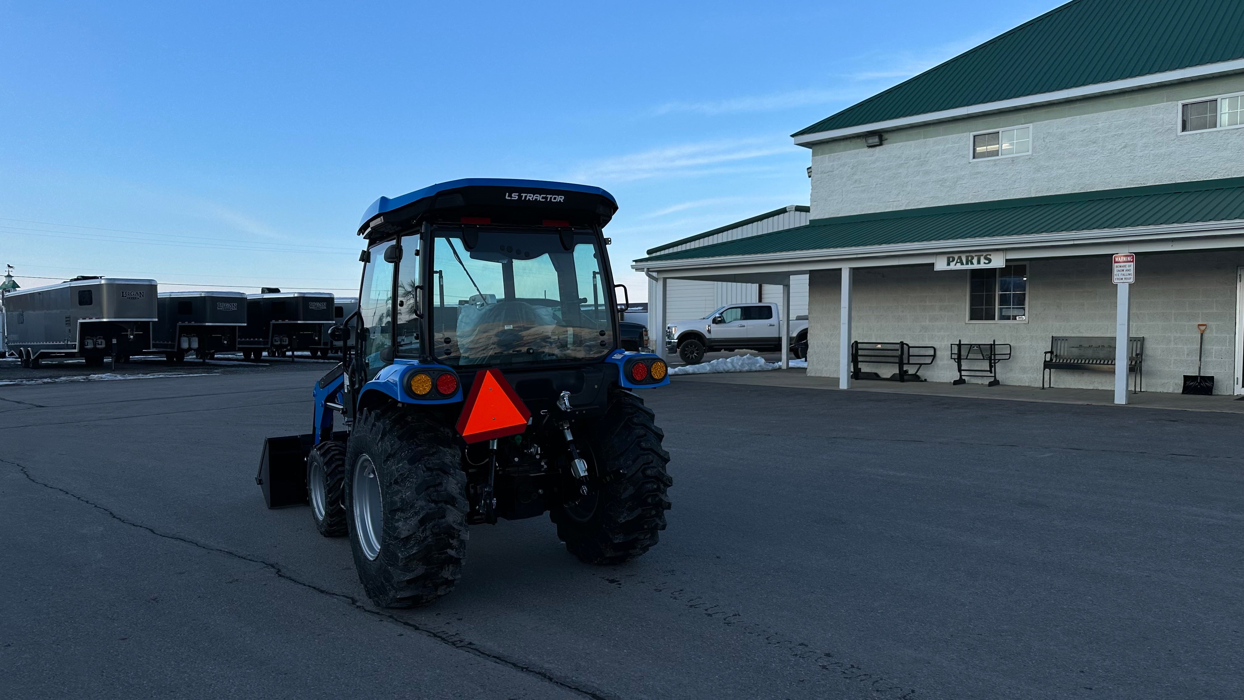 2024 LS Tractor MT226E