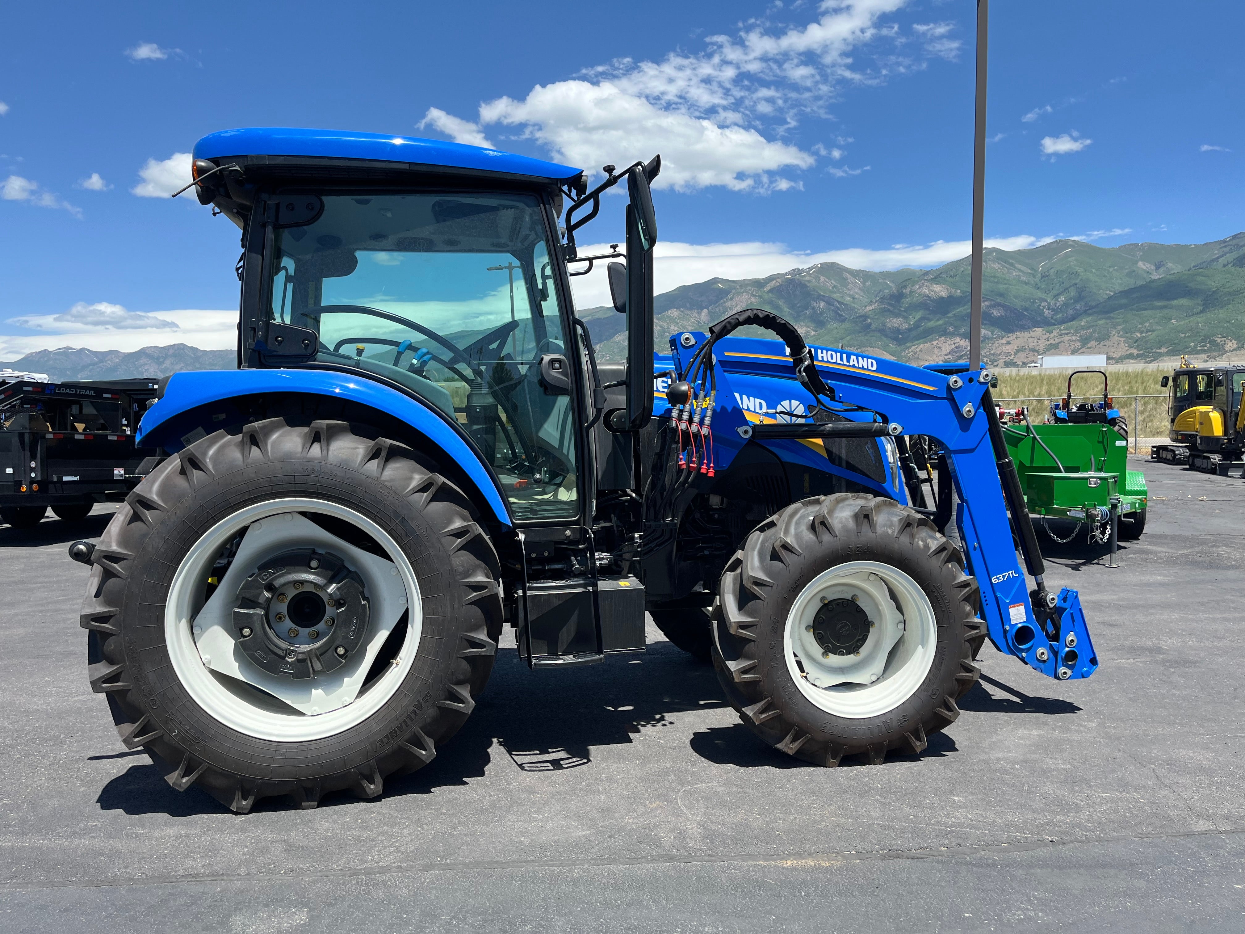 New Holland Workmaster 95 Tractor With Free Extended Powertrain Warranty