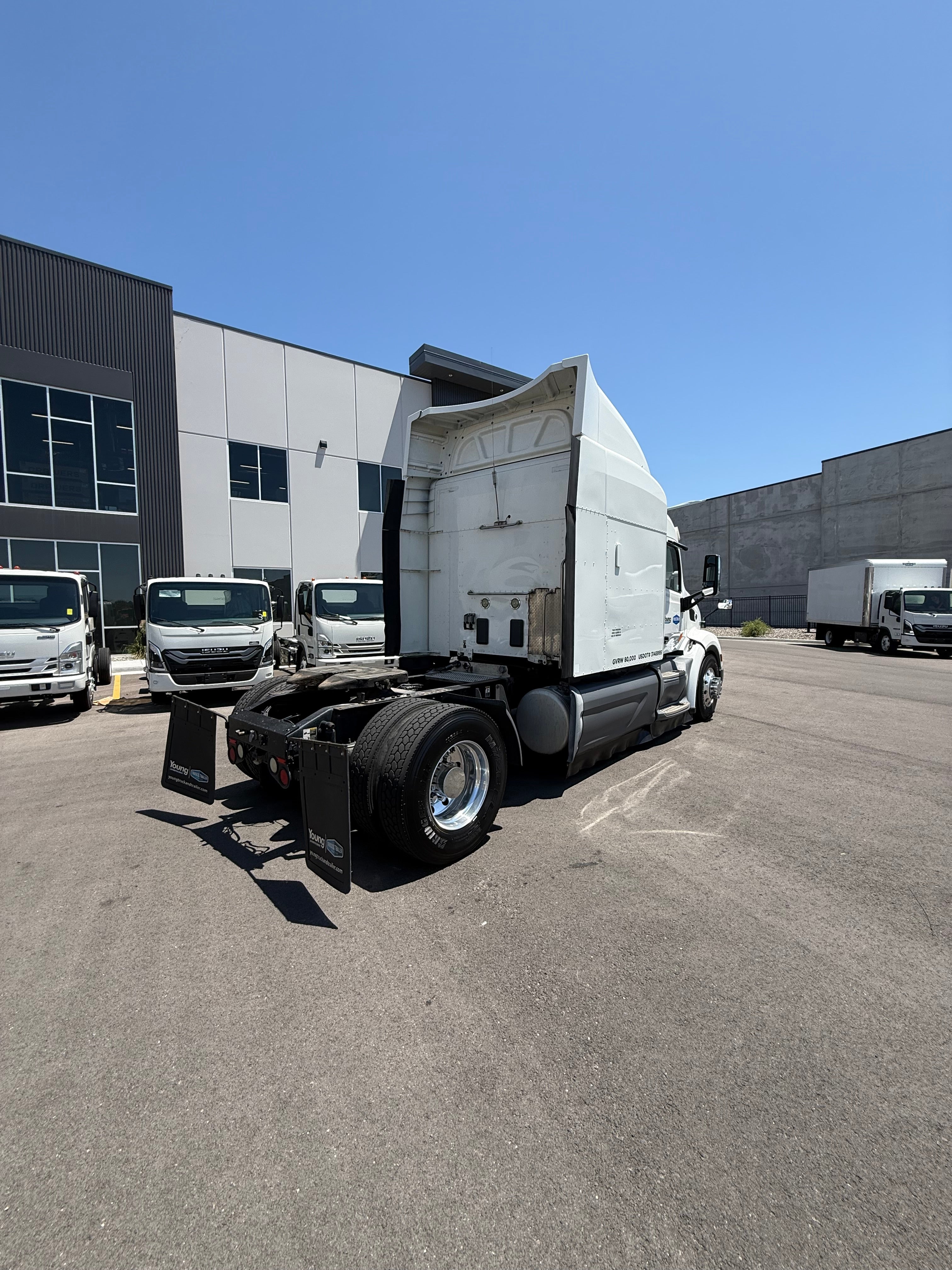 Used 2016 Peterbilt 579 Sleeper Truck