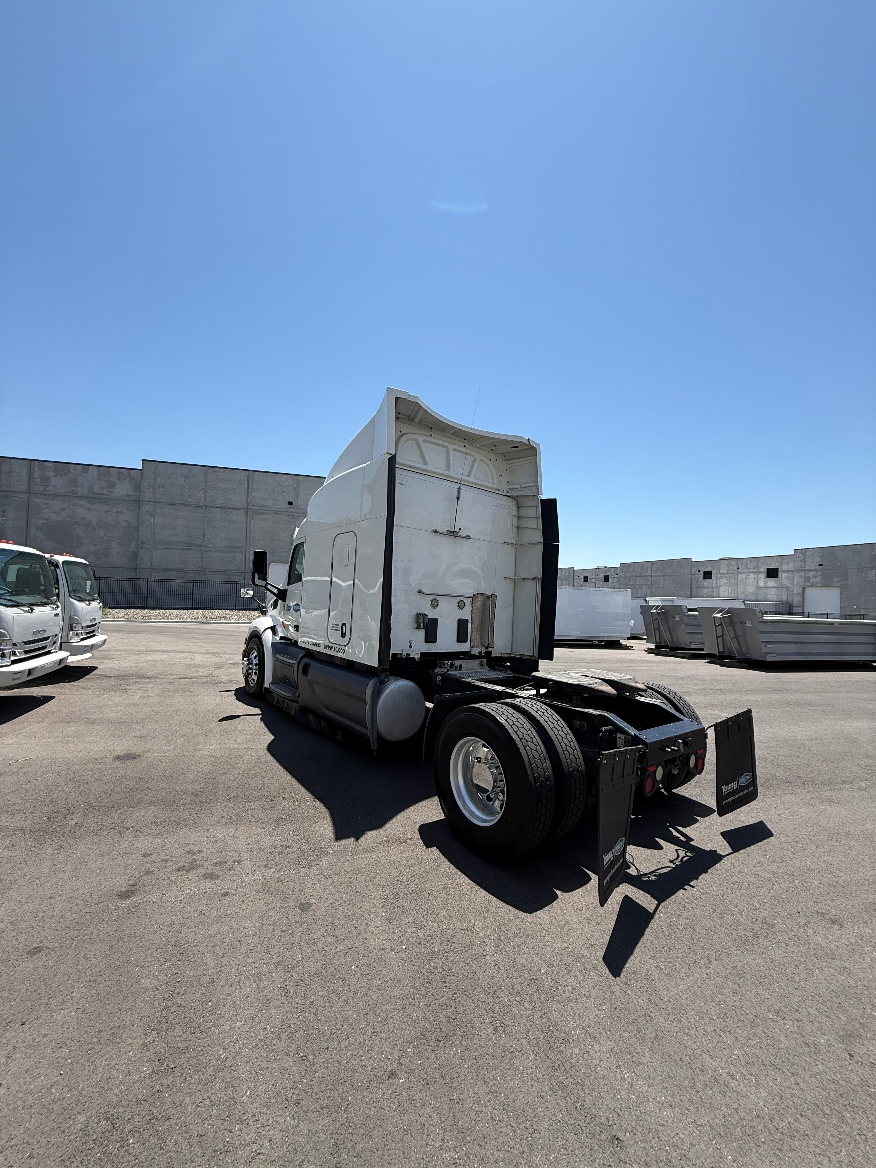 Used 2016 Peterbilt 579 Sleeper Truck