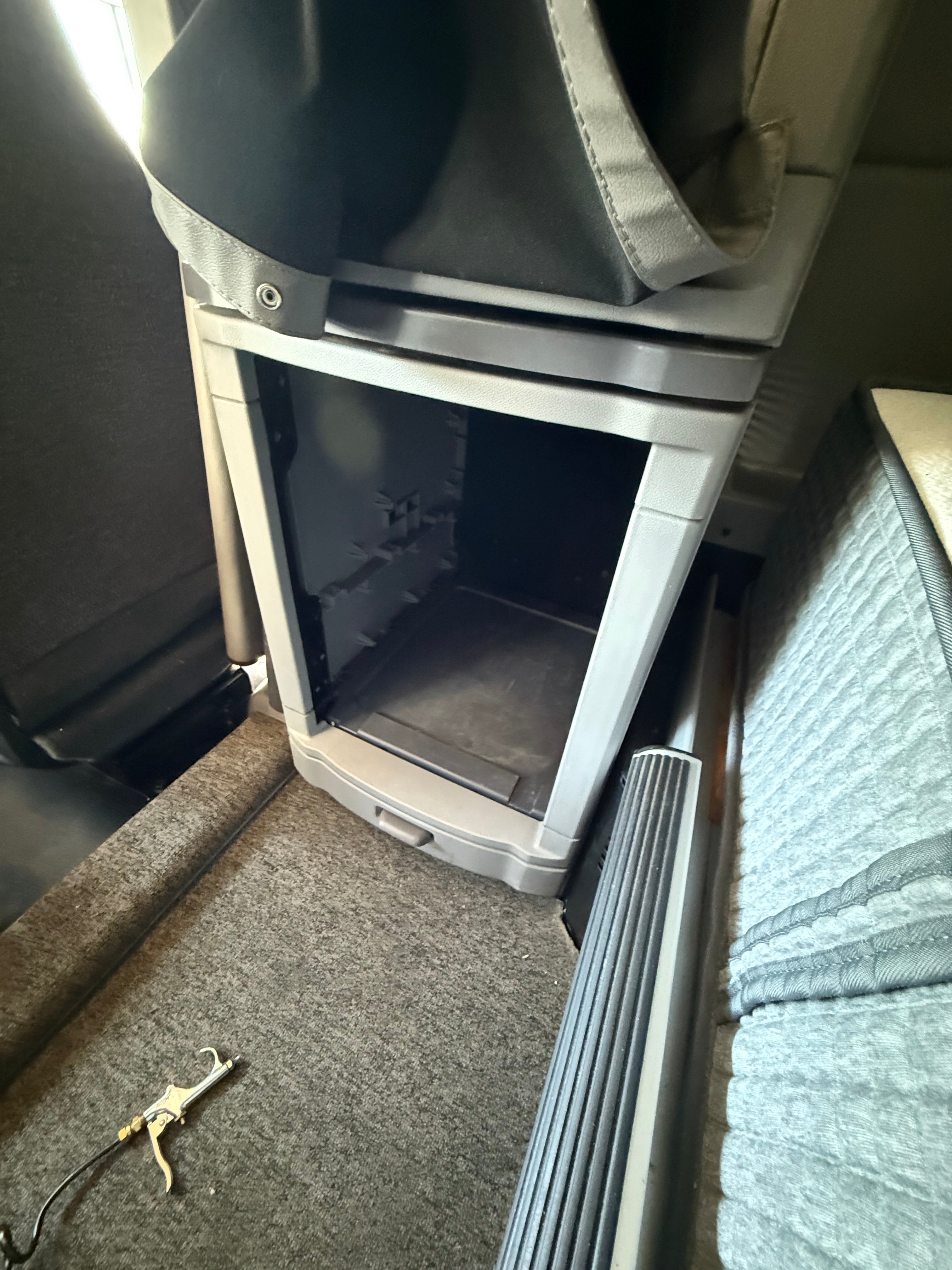 Used 2016 Peterbilt 579 Sleeper Truck