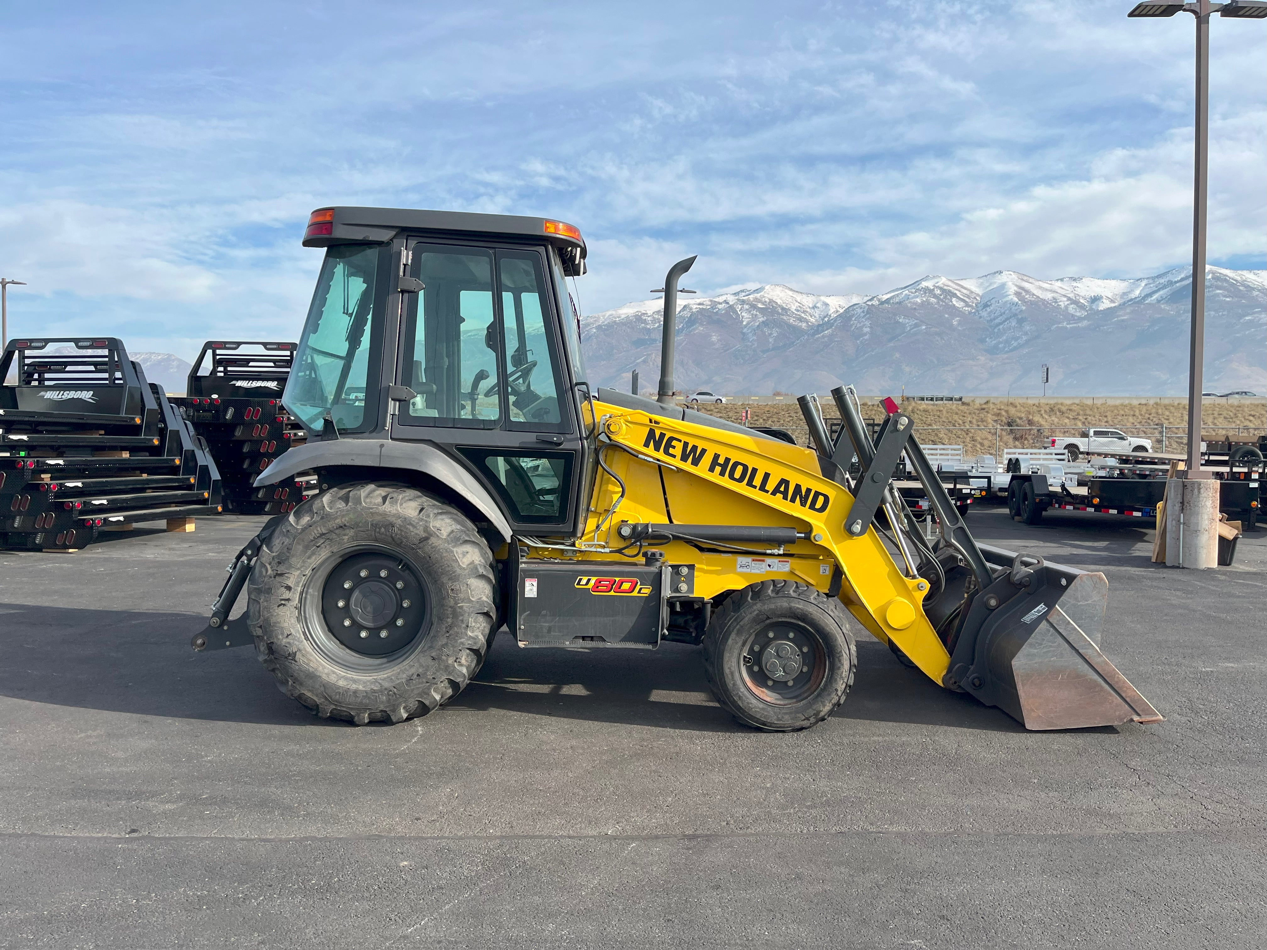 Pre-Owned 2021 New Holland U80C Skip Loader