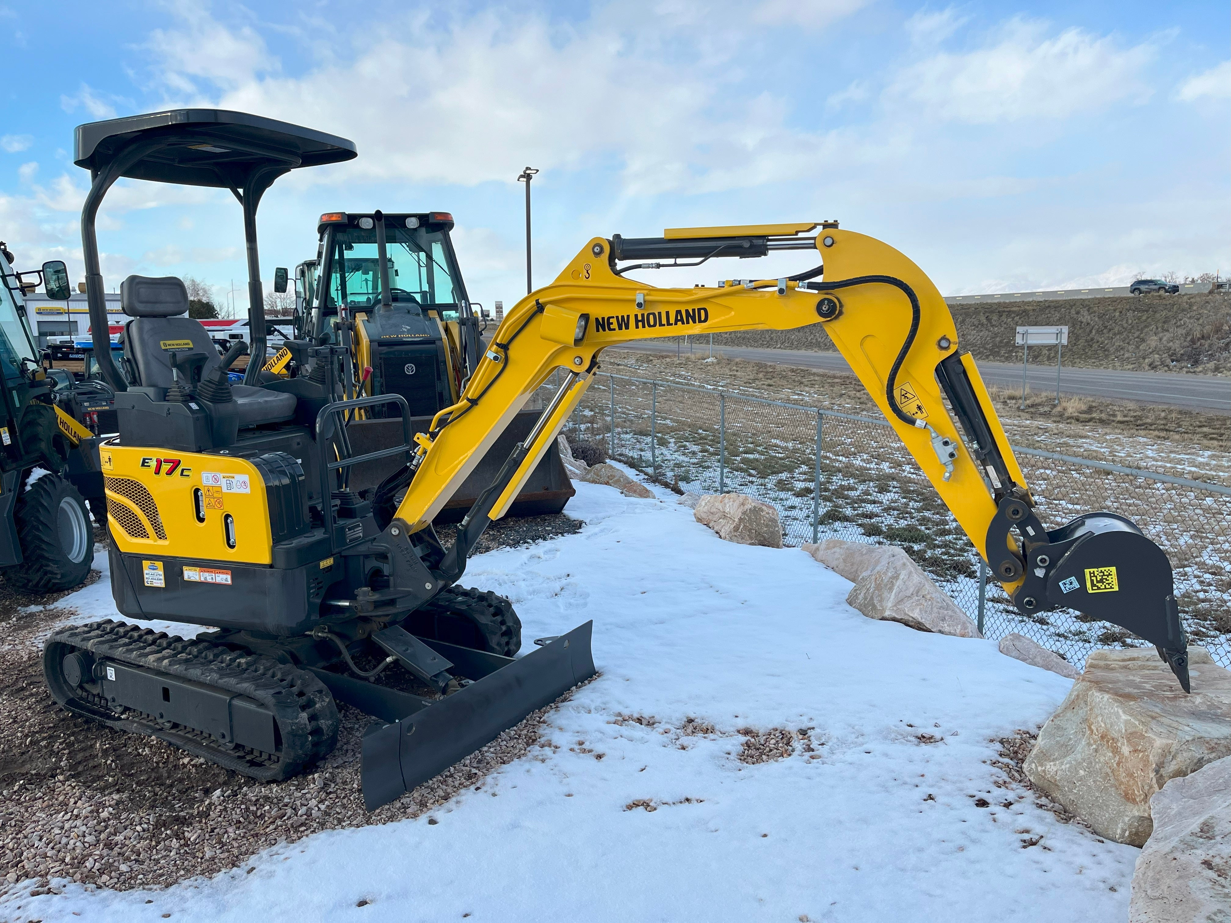 2025 New Holland E17C Mini Excavator