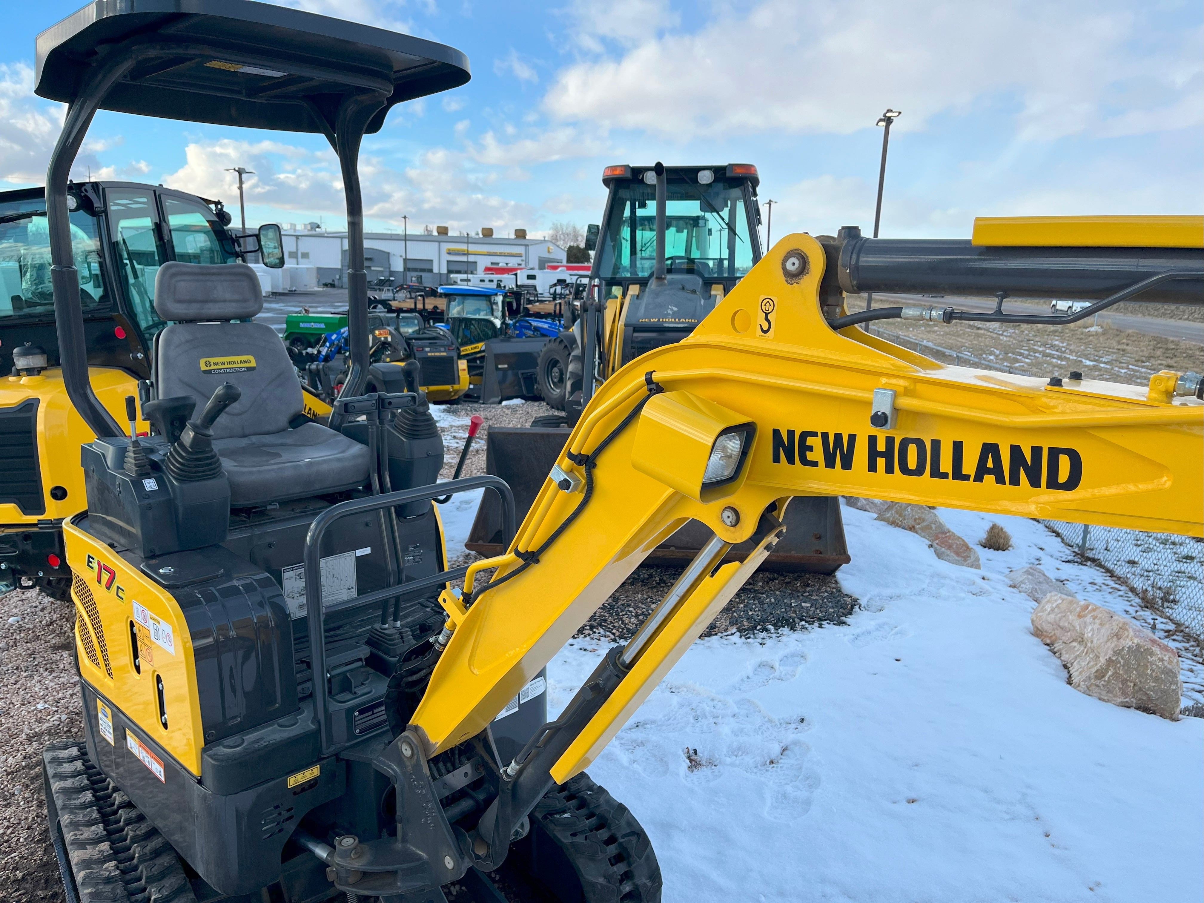 2025 New Holland E17C Mini Excavator