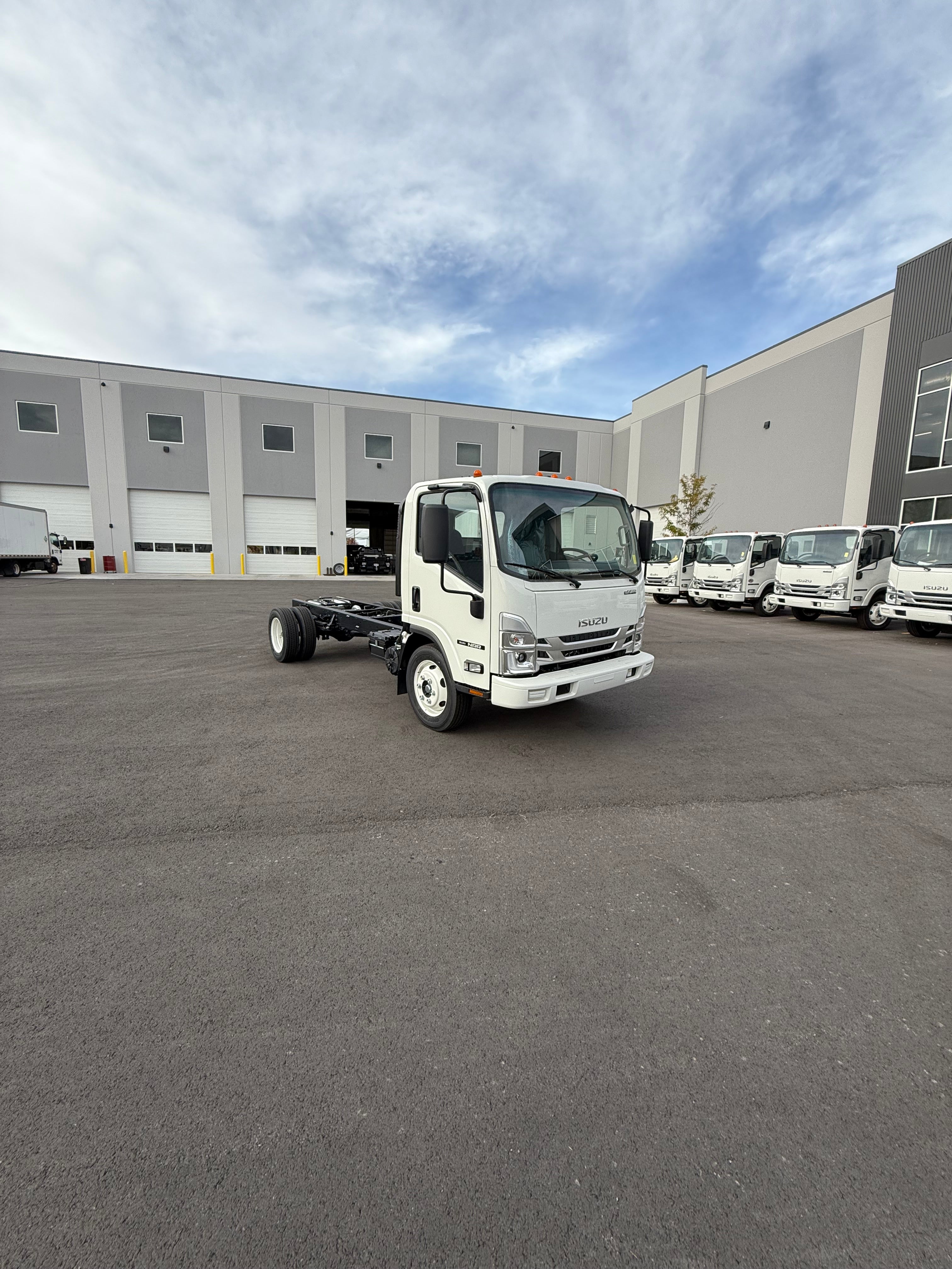 New 2025 Isuzu NRR Gas Cab and Chassis