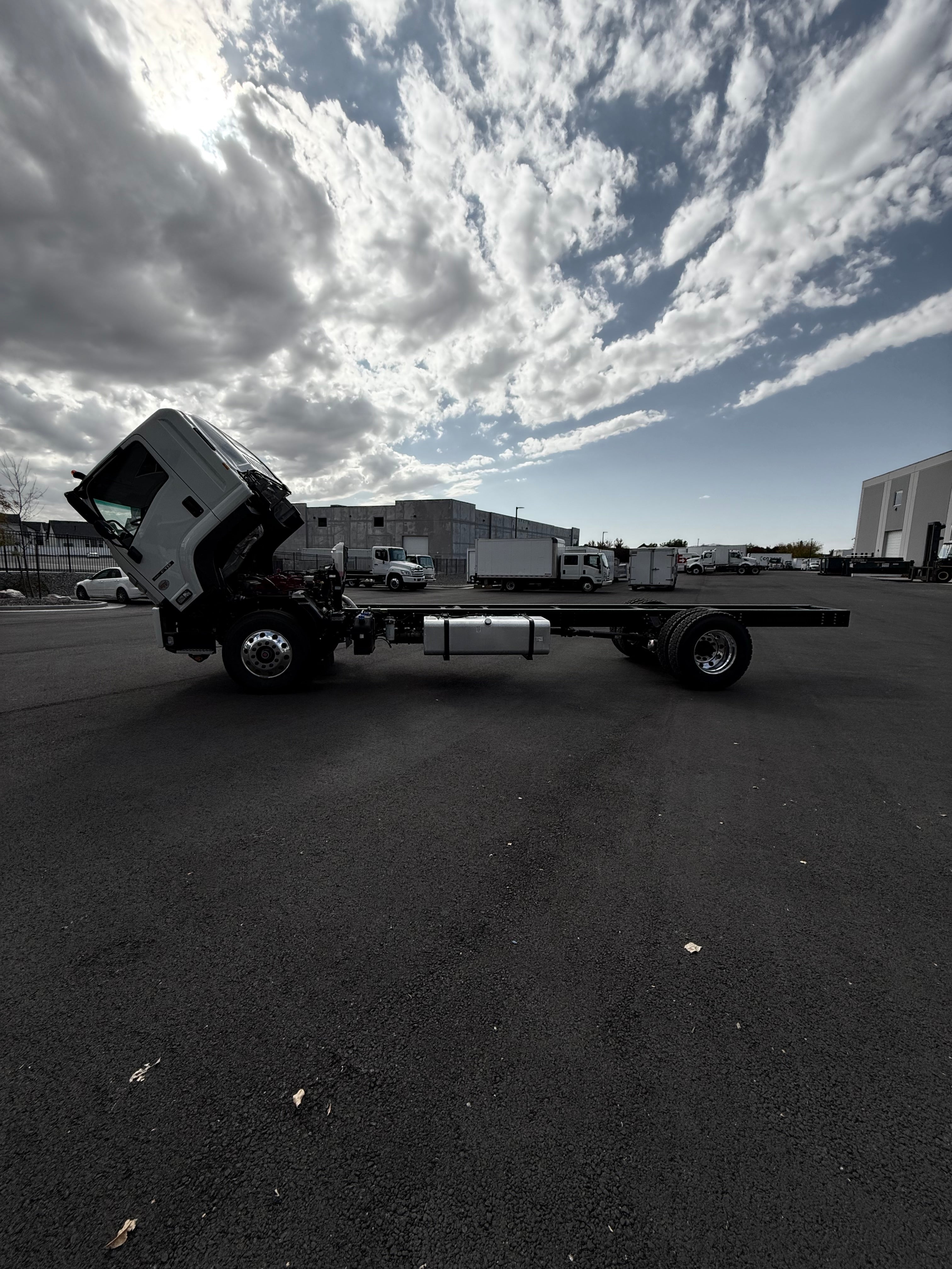 2025 Isuzu FTR Diesel Cab and Chassis Air Ride