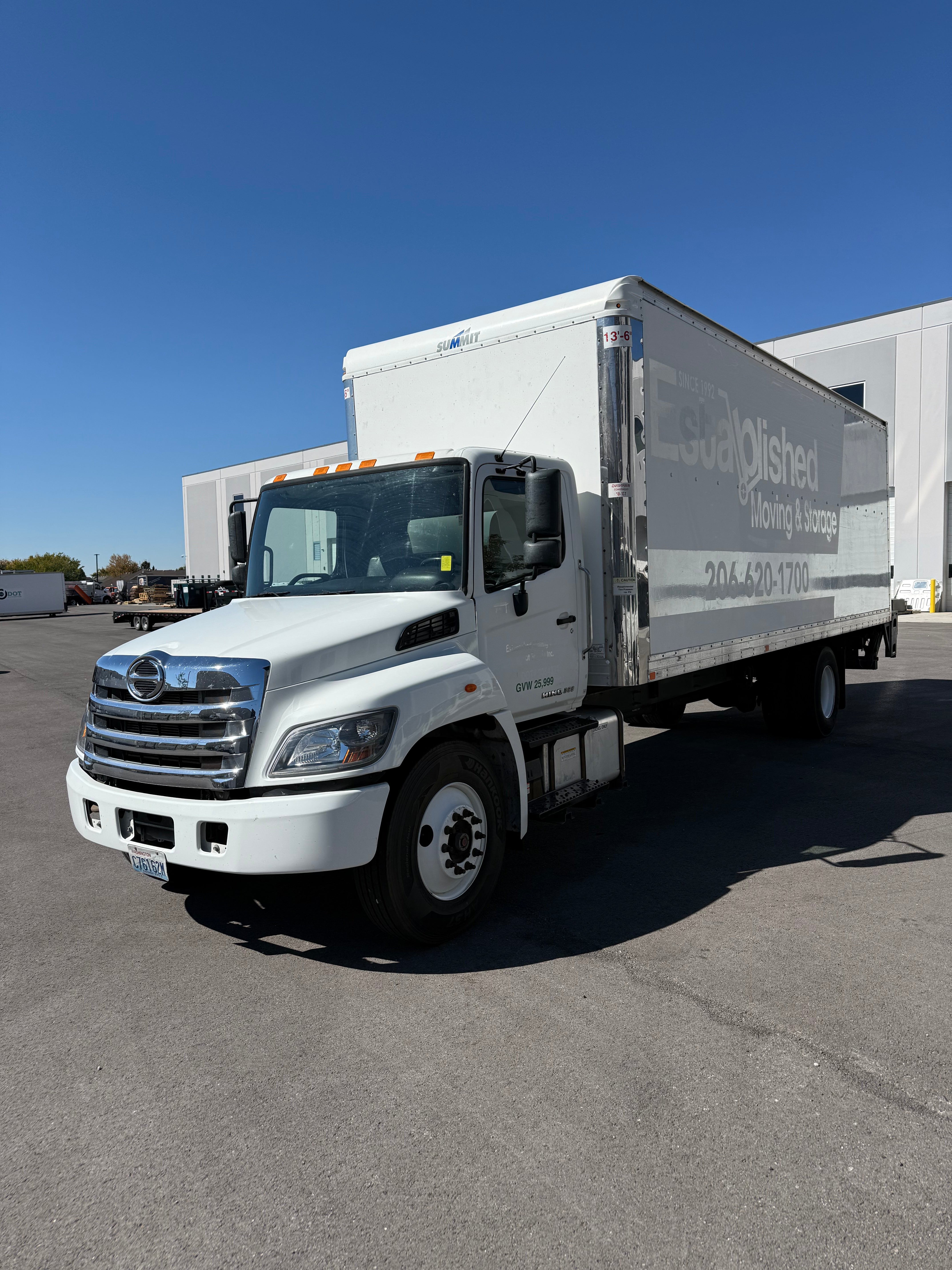 USED 2019 HINO 268A 26,000 GVW 26' BOX TRUCK