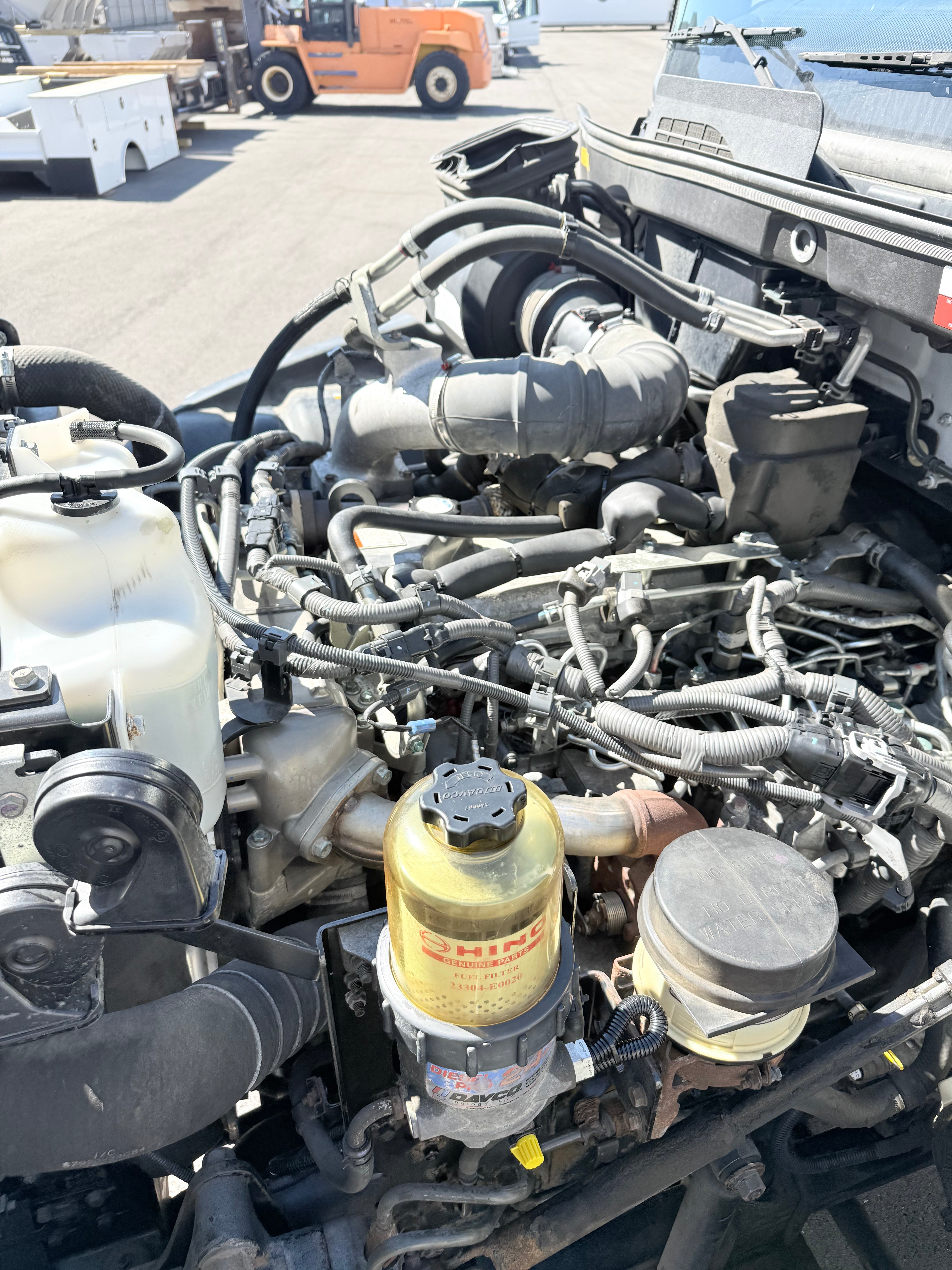 USED 2019 HINO 268A 26,000 GVW 26' BOX TRUCK