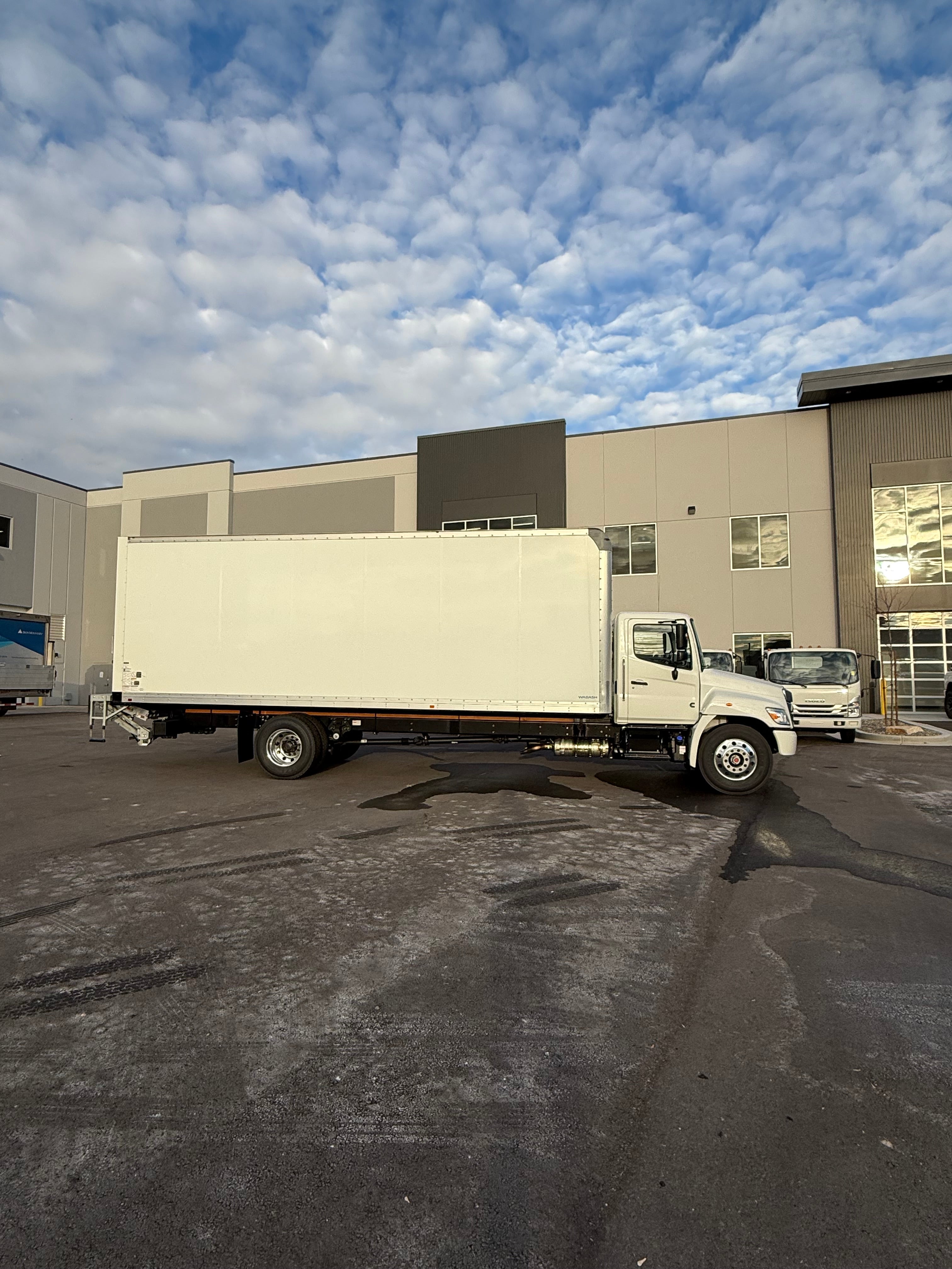 2025 Hino L6 26' Box Truck with Liftgate