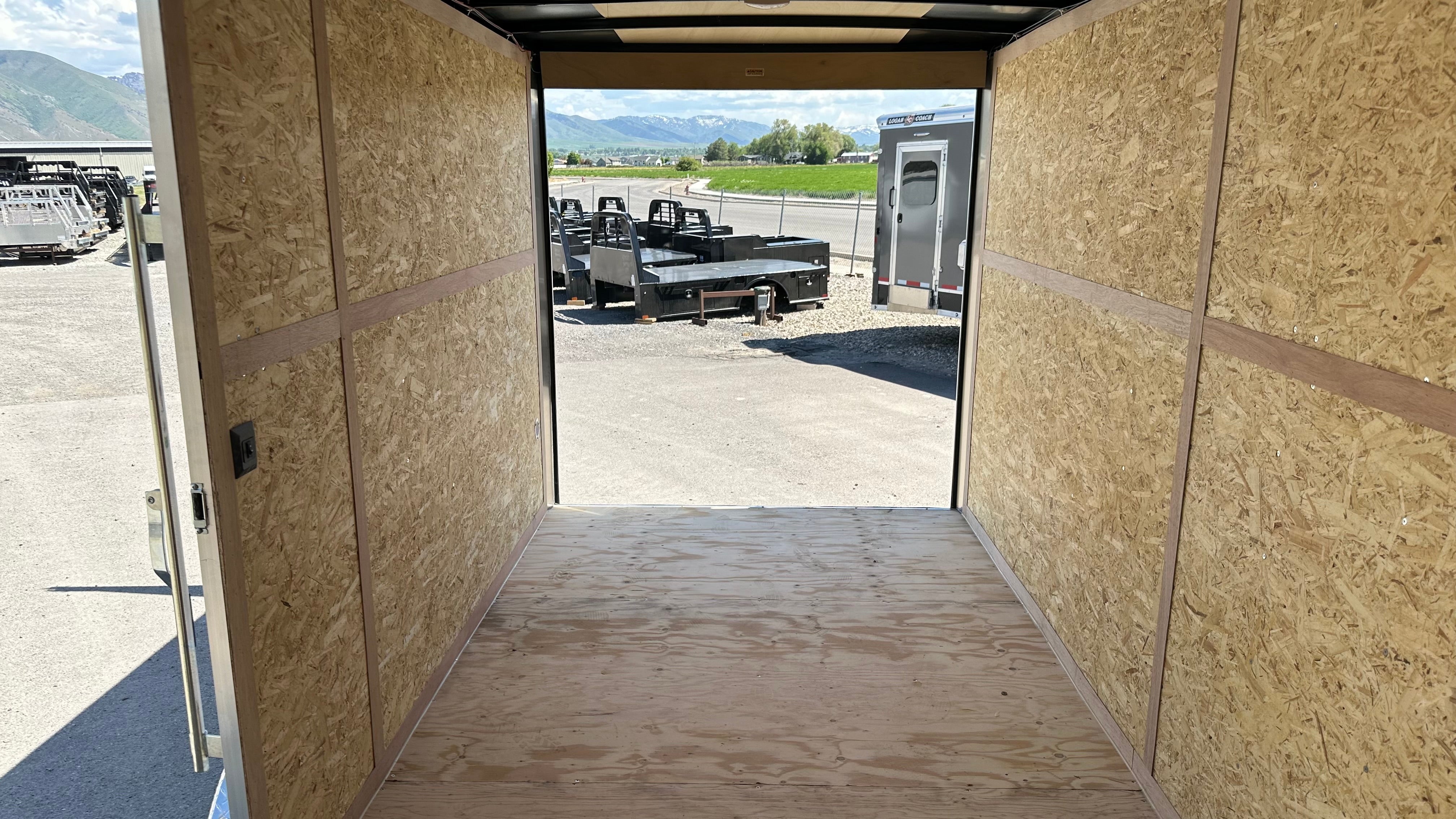 2025 Cargo Mate 7X16 with Barn Doors