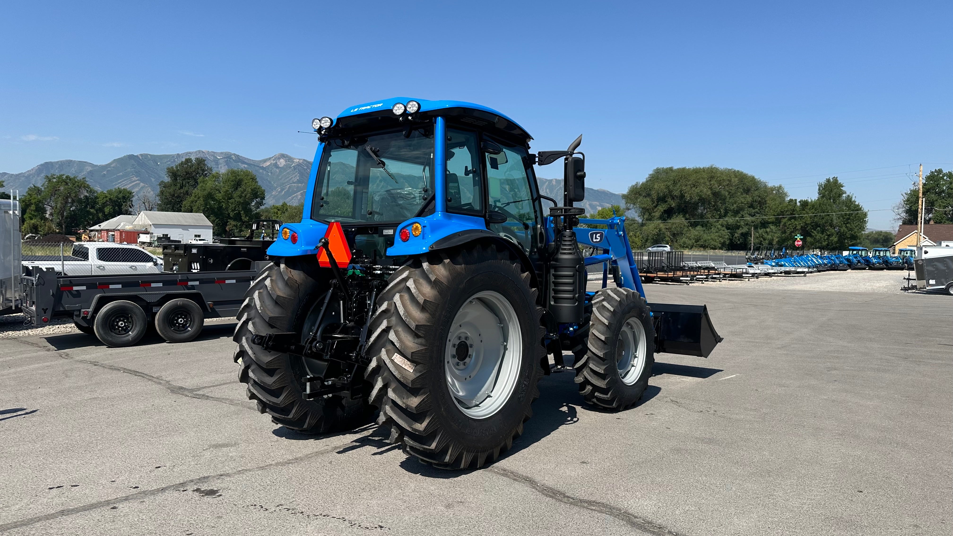 2024 LS MT7101 With Loader