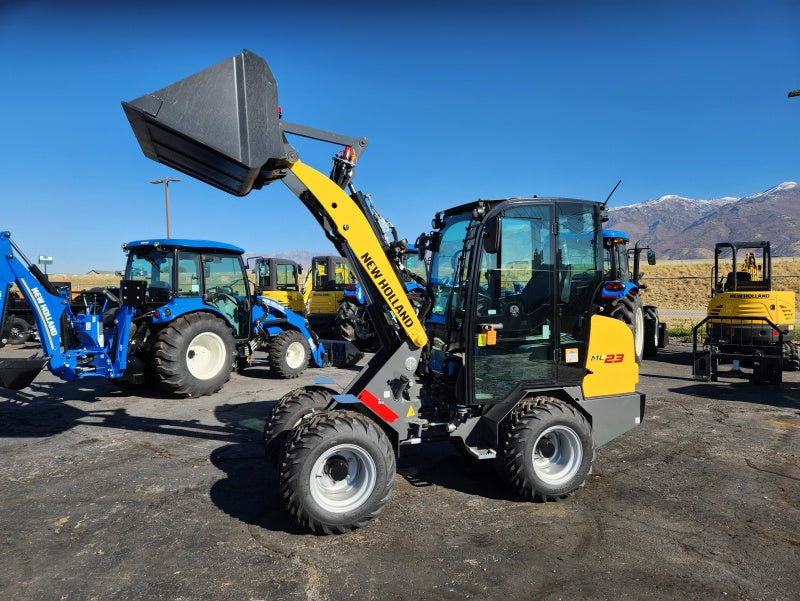 New Holland ML23 Small Articulating Loader