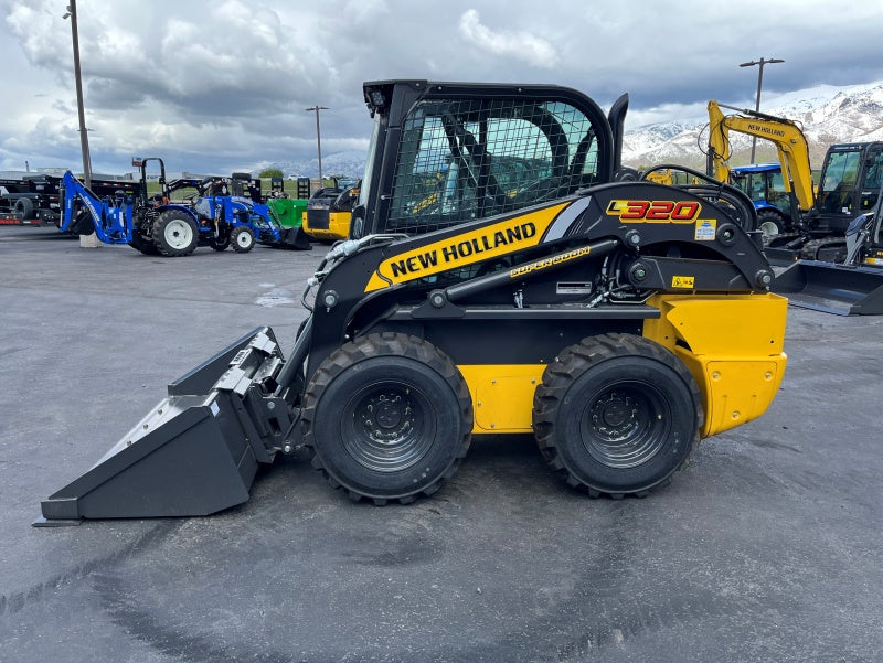 New Holland L320 Skid Steer - HVAC Cab