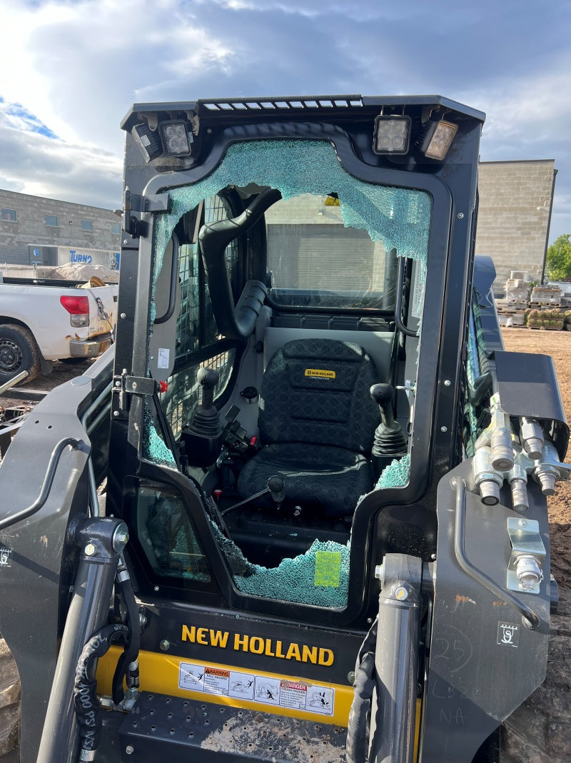 New Holland L320 Skid Steer