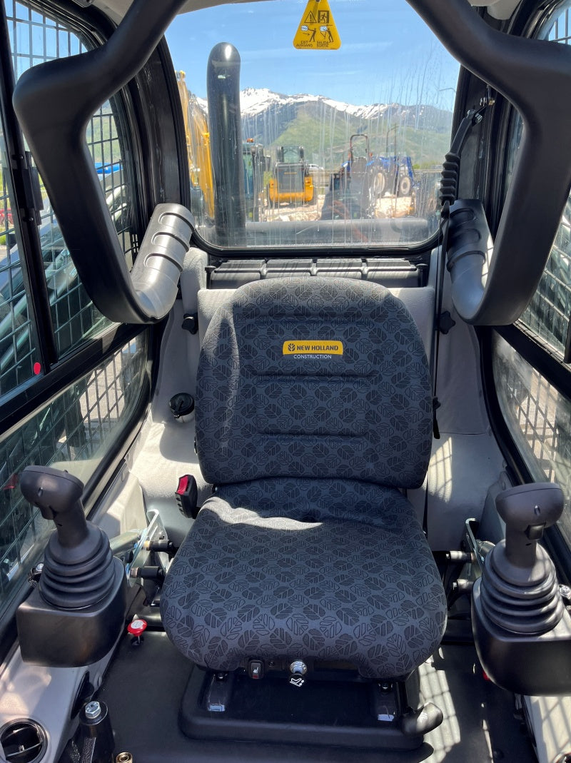 New Holland L334 Skid Steer