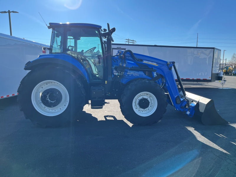 Pre-Owned New Holland T5.110 Electro-Command INCLUDES MOWER