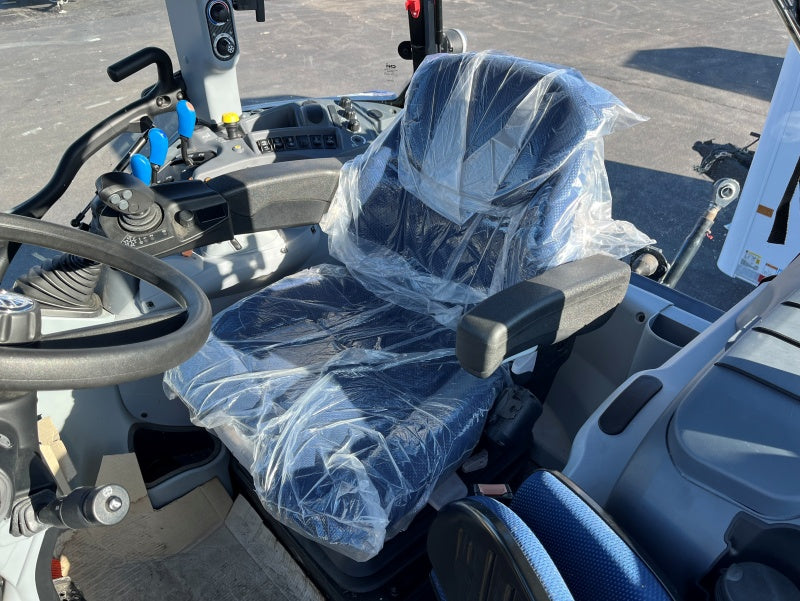 Pre-Owned New Holland T5.110 Electro-Command INCLUDES MOWER