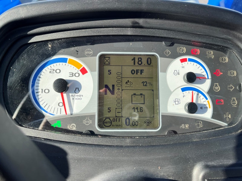 Pre-Owned New Holland T5.110 Electro-Command INCLUDES MOWER